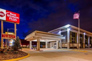 Alojamiento - Best Western Plus Bloomington East Hotel