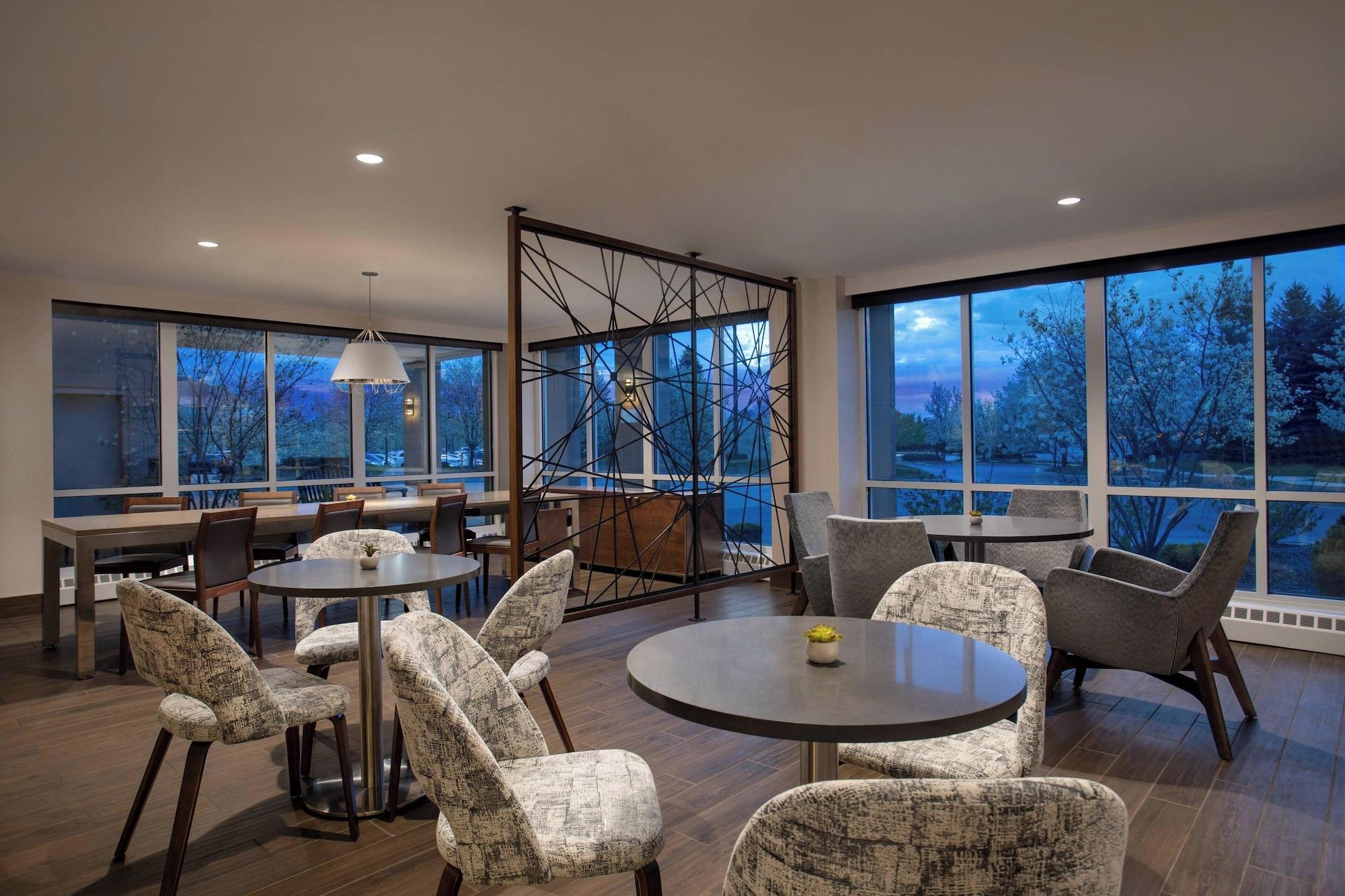 Restaurant Auburn Hills Marriott Pontiac