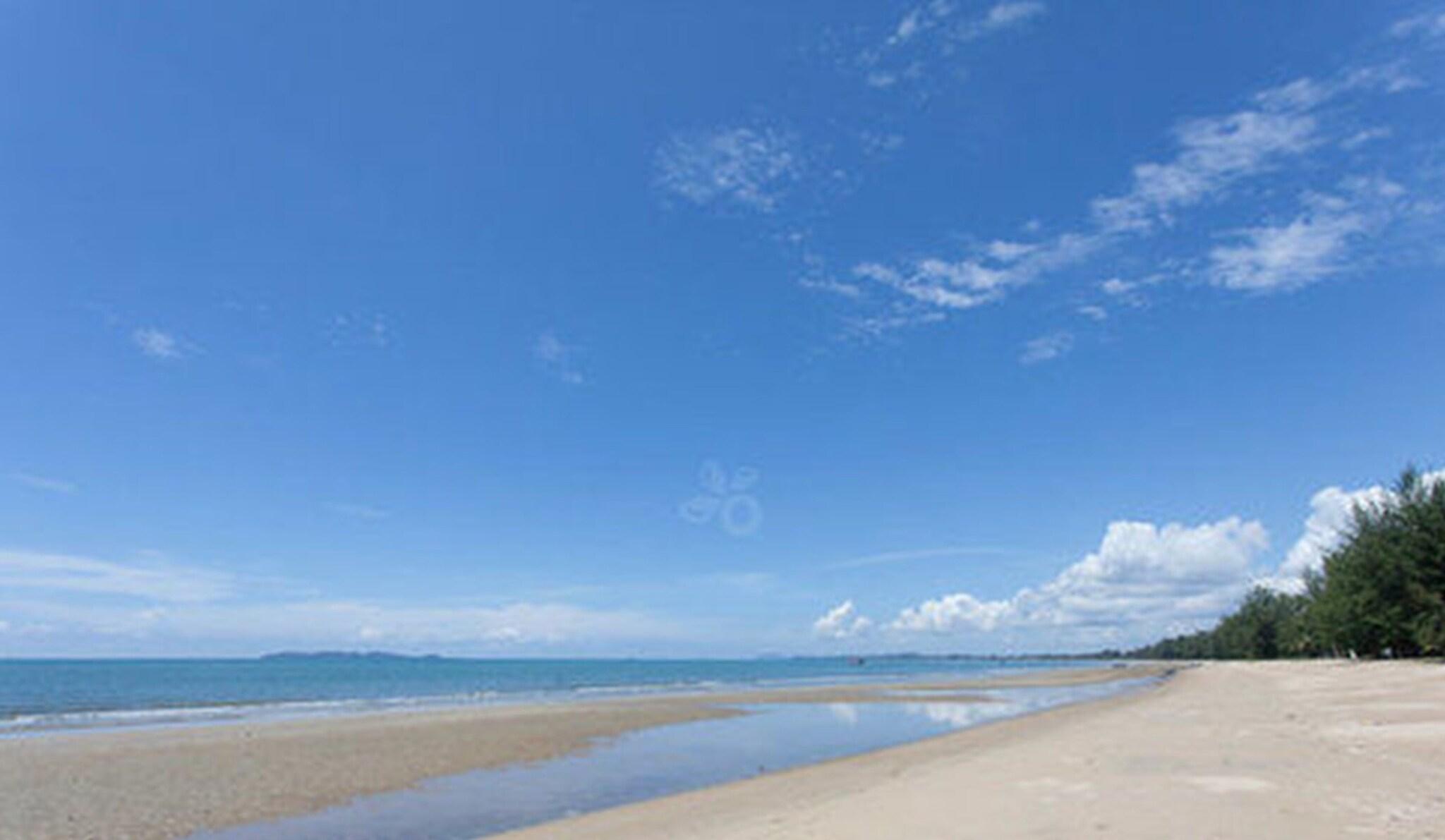 Playa Coral Hotel Bangsaphan