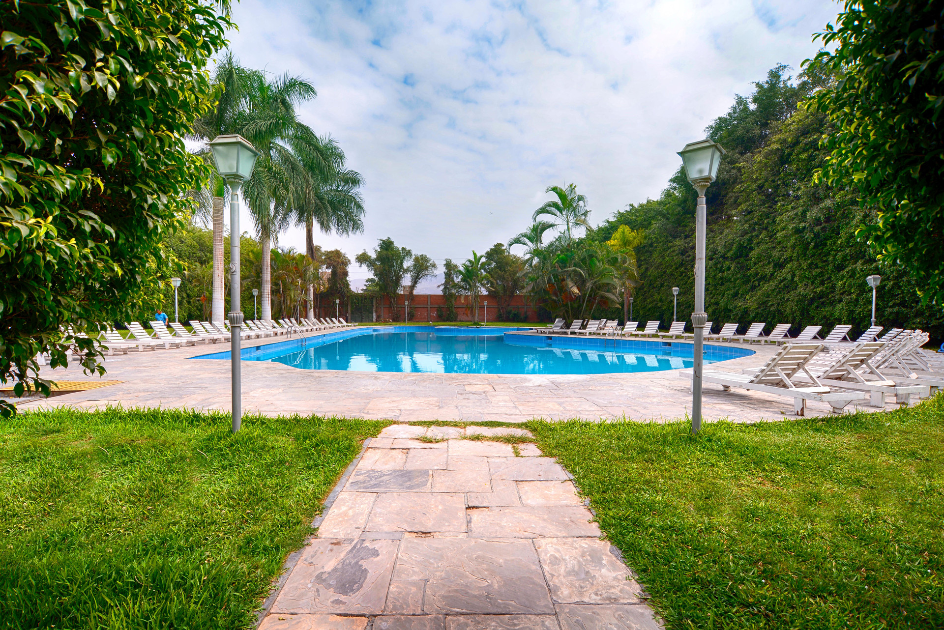 Vista Piscina Hacienda Lima Norte