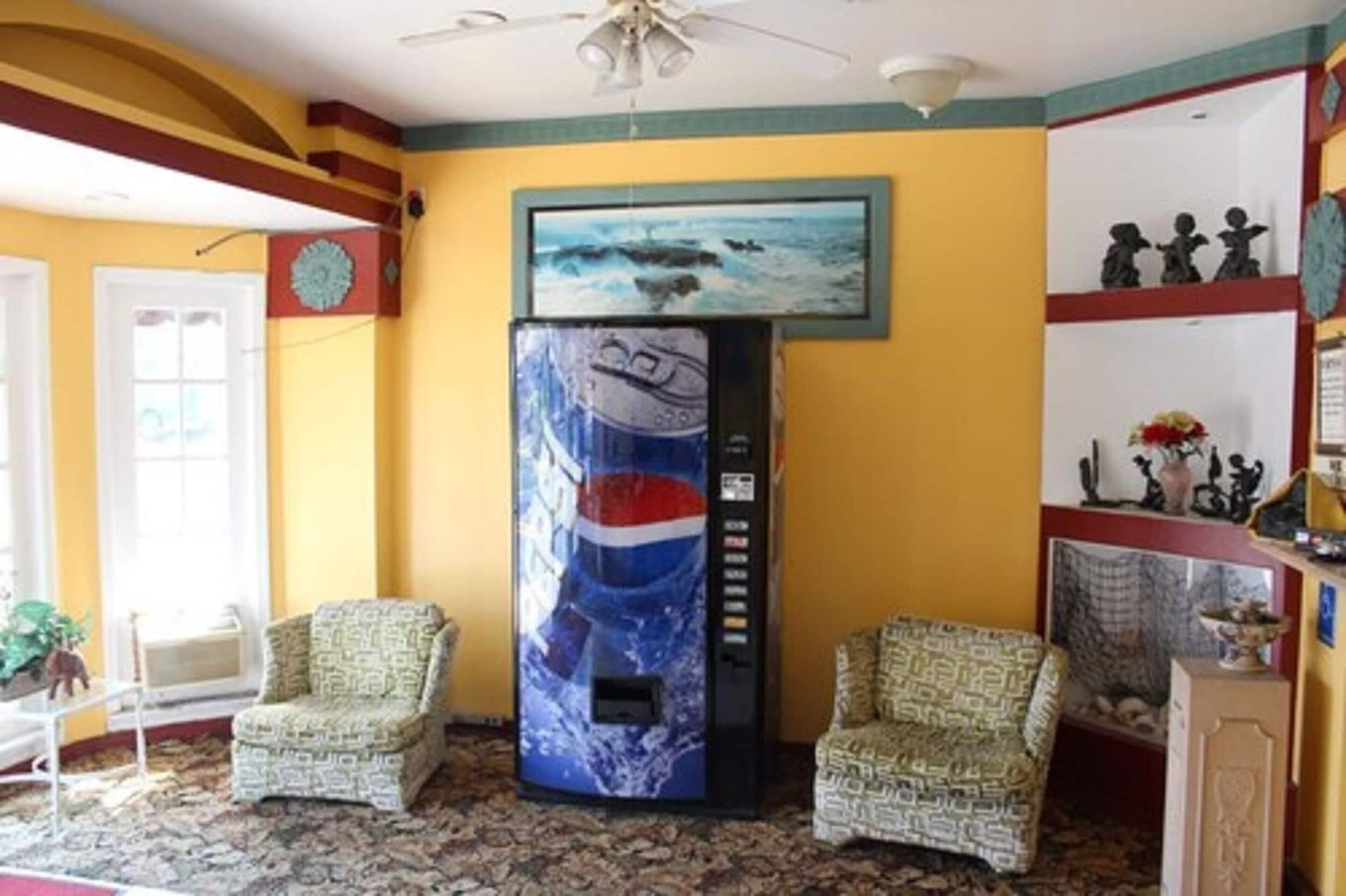 Vista Lobby Oceanside Inn and Suites