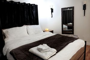 Renta temporal - Centrally Located Warmingly Cozy and Spacious Home