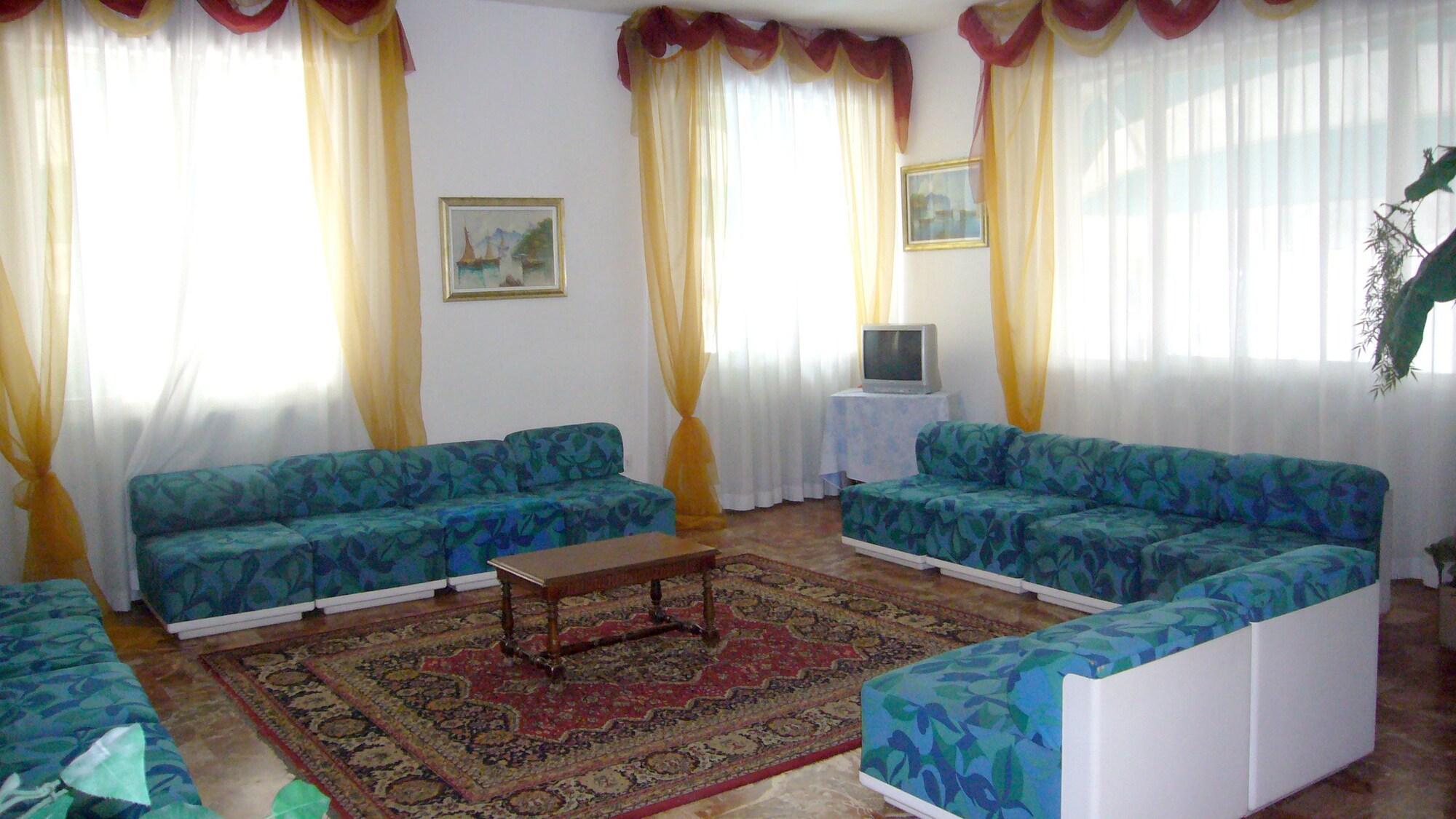Vista Lobby Hotel MaxiHeron