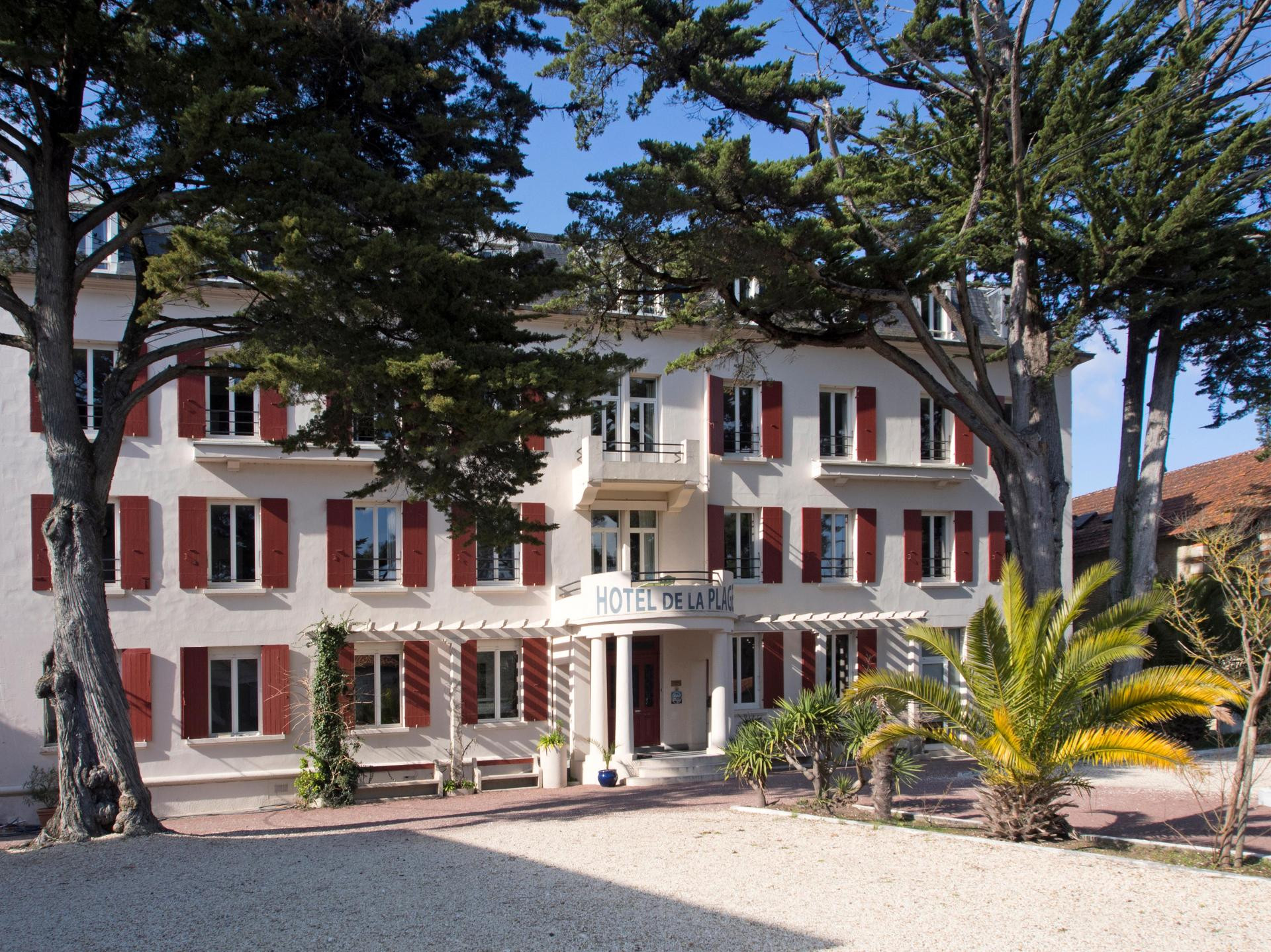 Vista Exterior Hôtel de la Plage