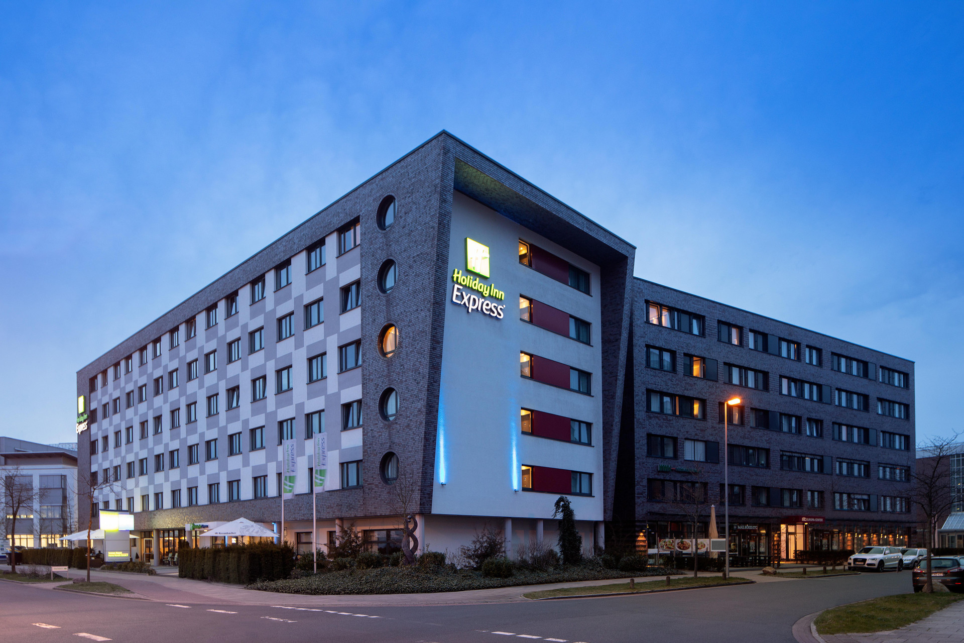 Vista Exterior Holiday Inn Express Bremen Airport by IHG