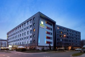 Alojamiento - Holiday Inn Express Bremen Airport by IHG
