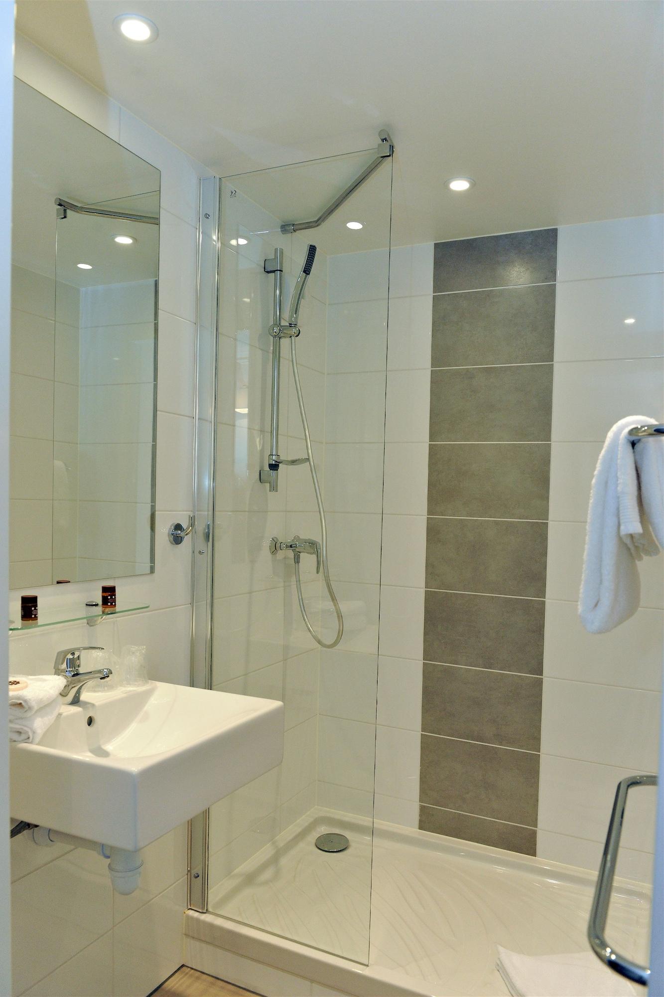 Equipamiento de Habitación Dios Hôtel - Toulouse Nord