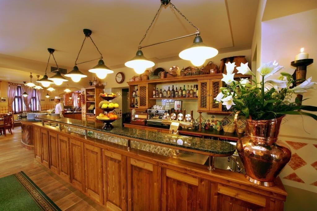 Bar/Salón Hotel Pizzeria Belmonte