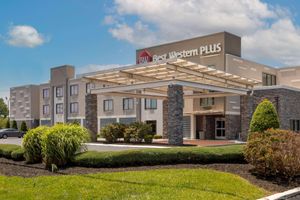 Alojamiento - Best Western Plus Bowling Green