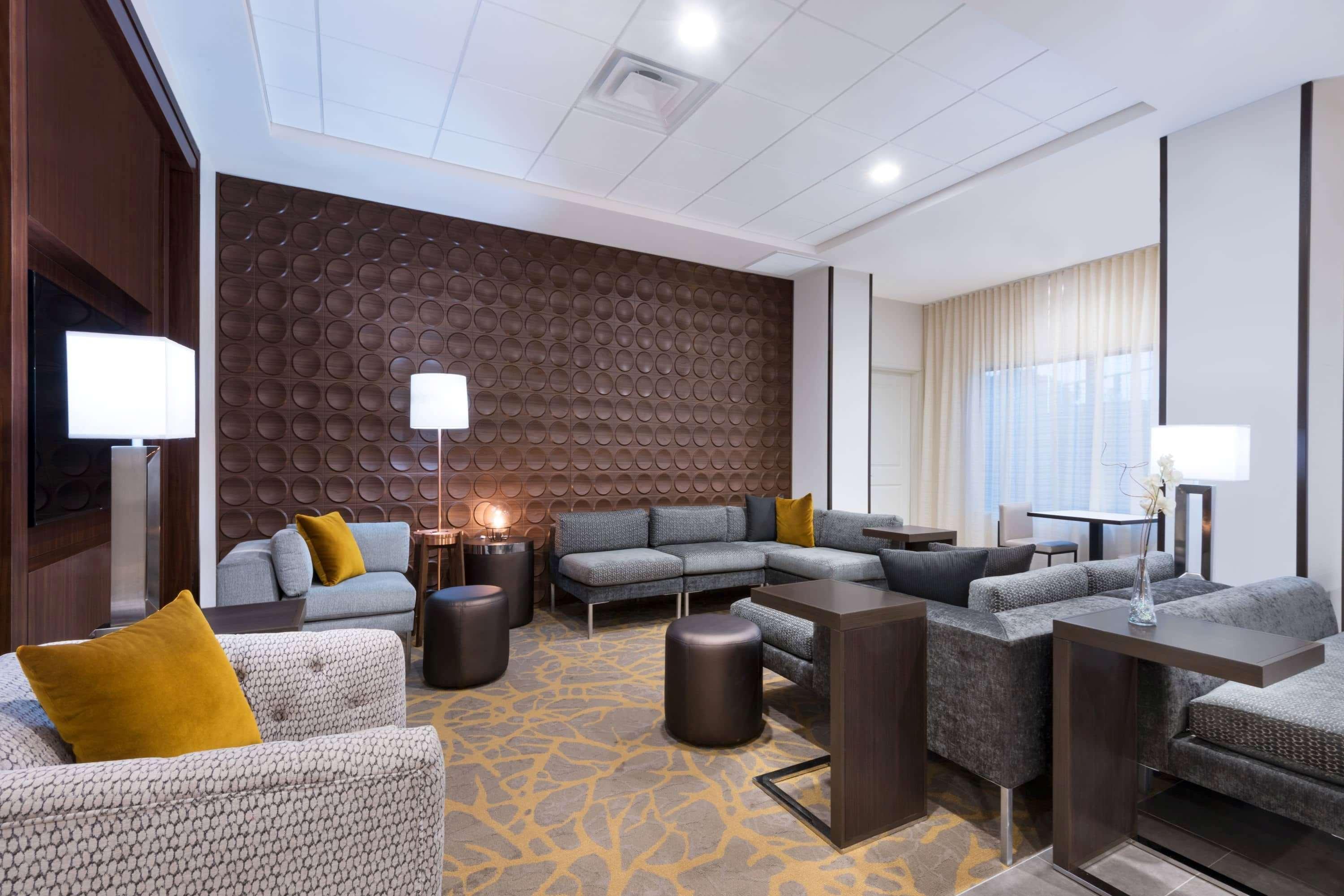 Vista Lobby Wingate by Wyndham Sidney