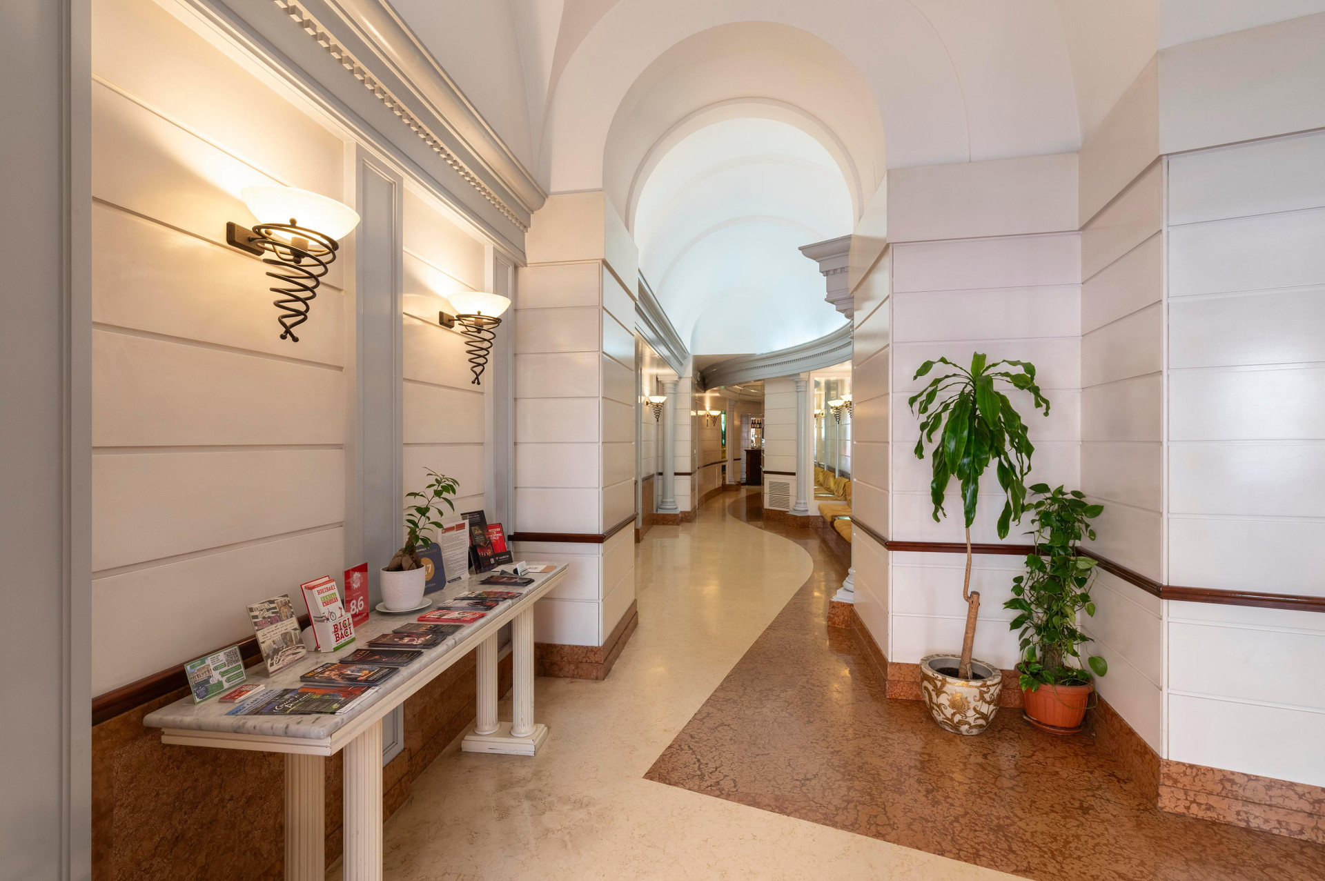 Bar/Salón Hotel Hiberia