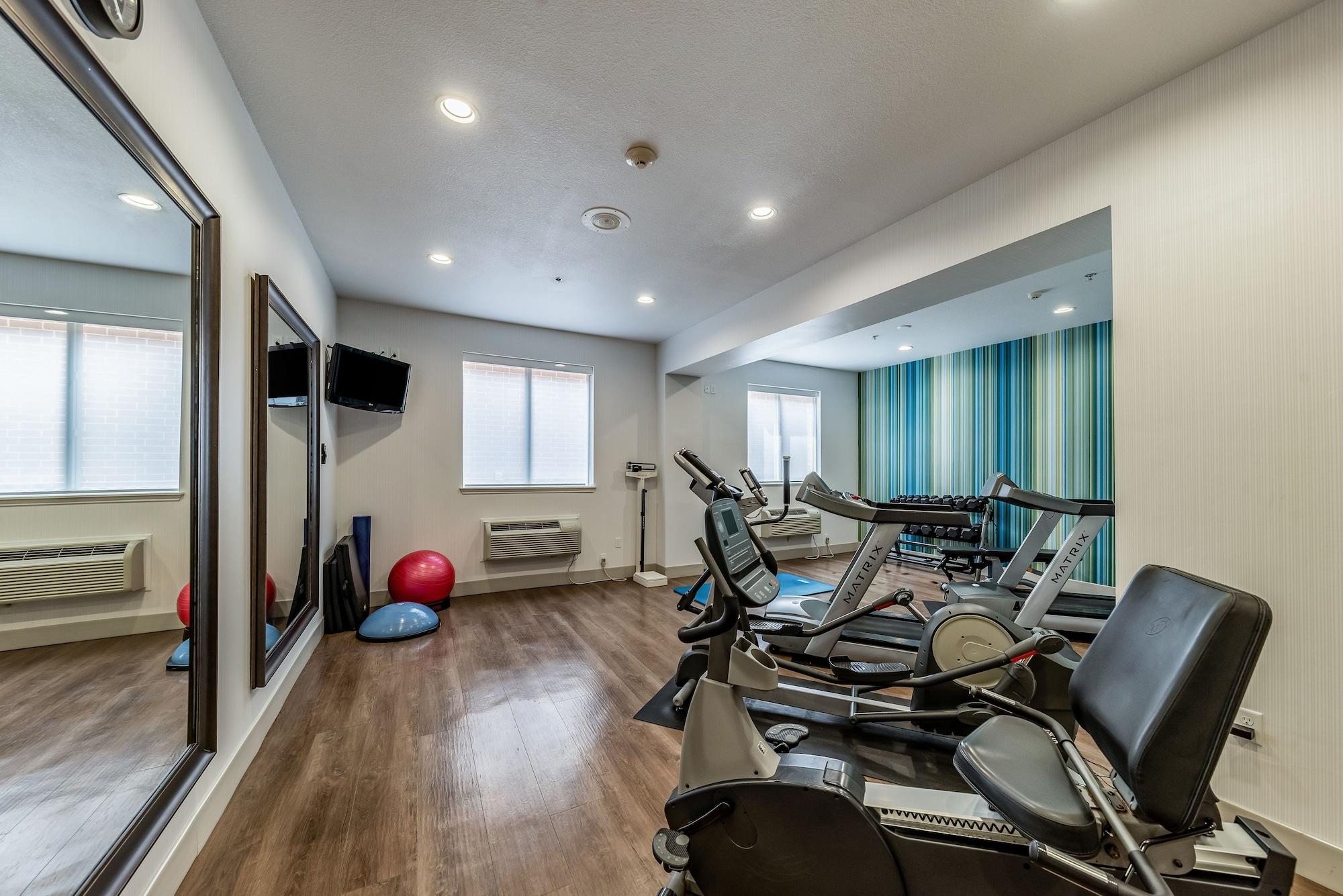 Gimnasio Holiday Inn Express & Suites Fort Worth - Fossil Creek by IHG