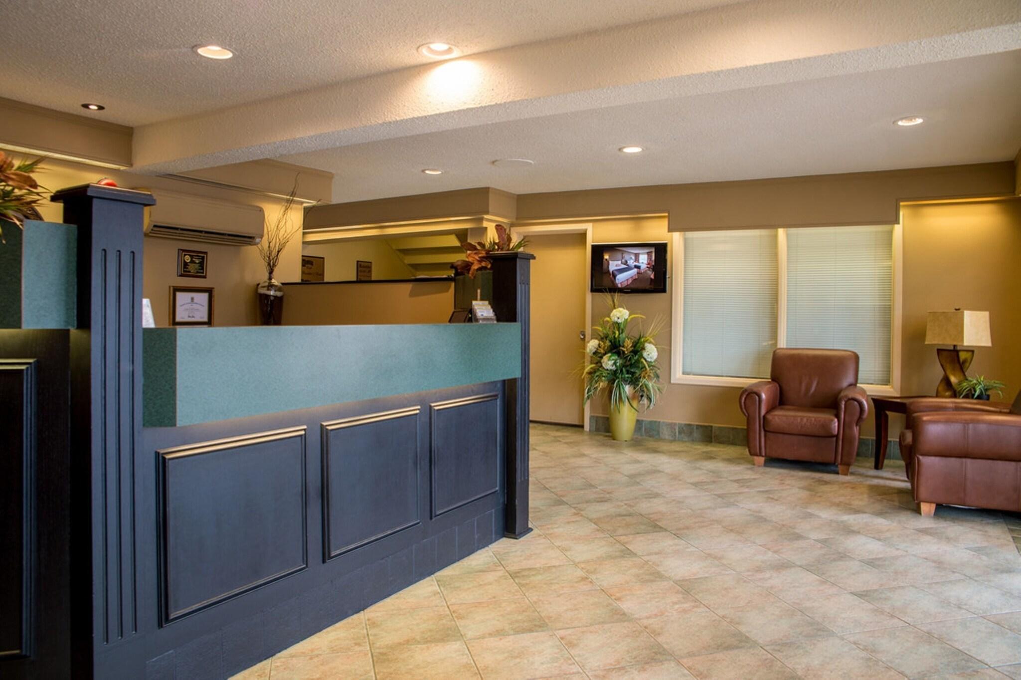 Vista Lobby Maritime Inn Port Hawkesbury