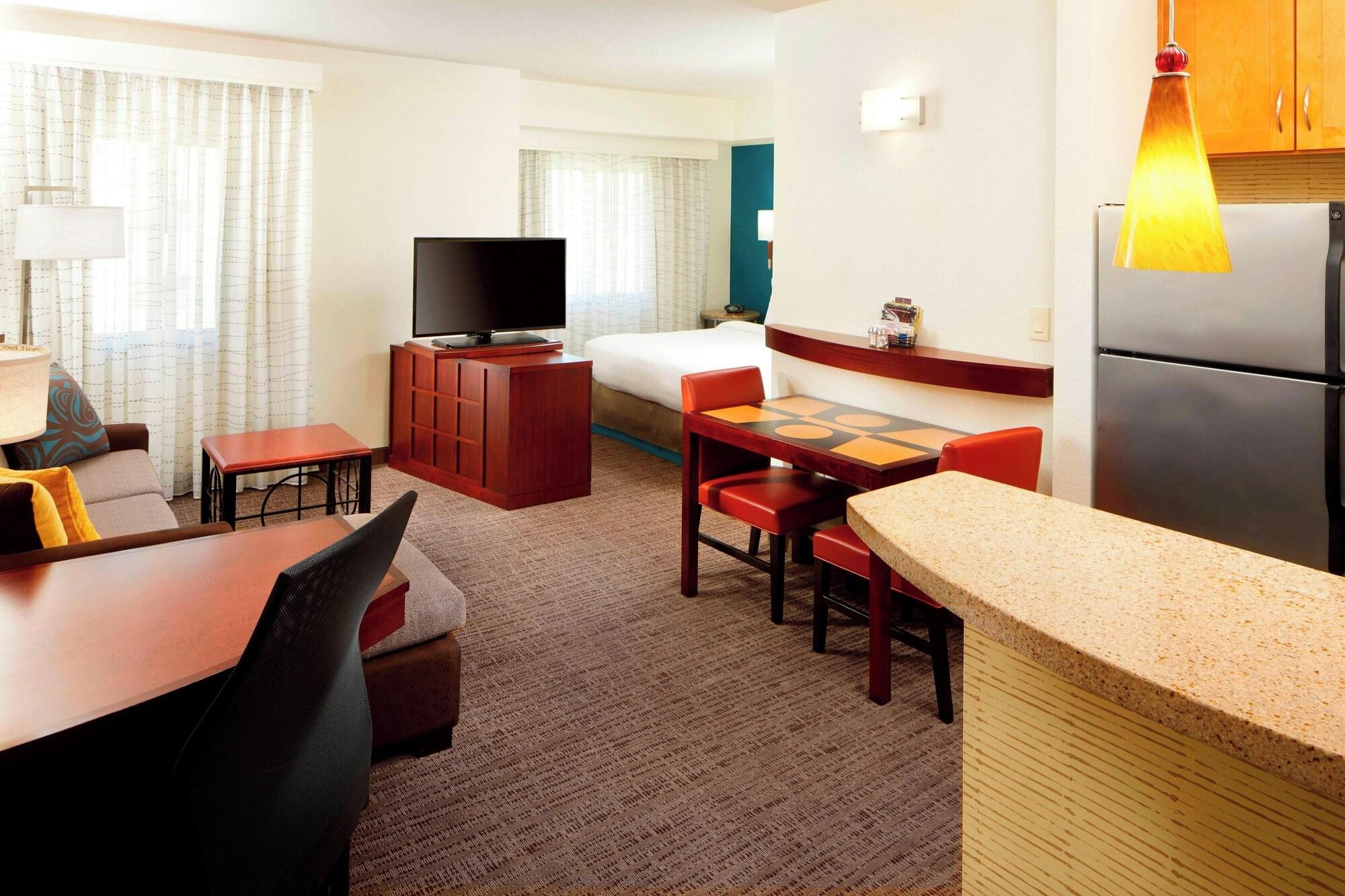 Habitación Residence Inn by Marriott San Antonio Six Flags at The Rim