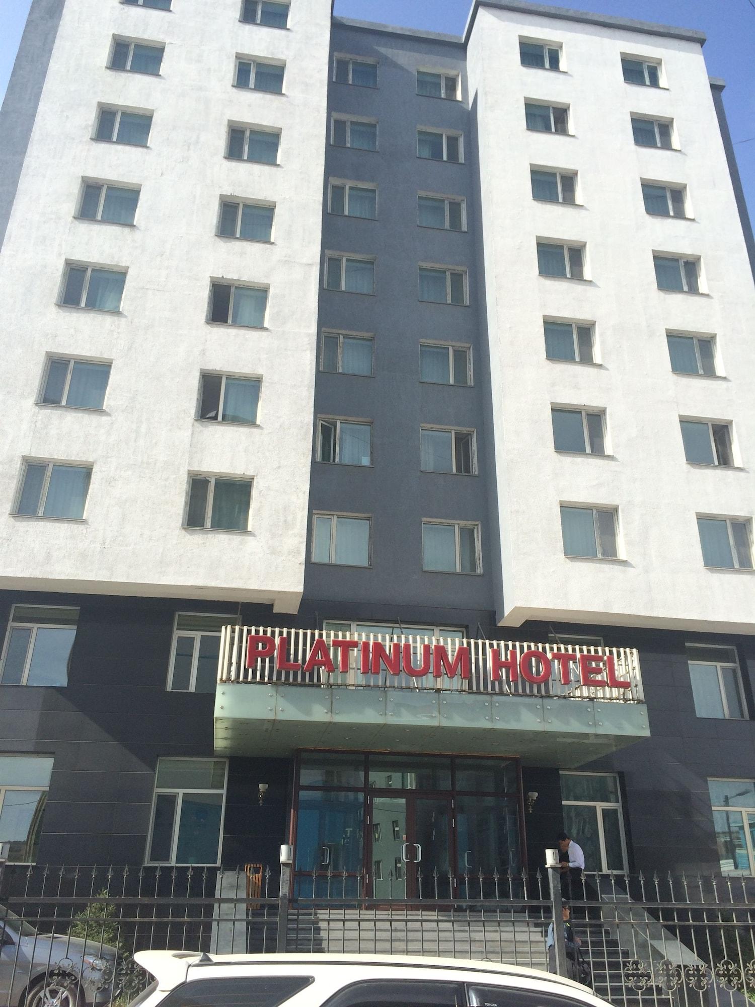 Vista Exterior Platinum Hotel