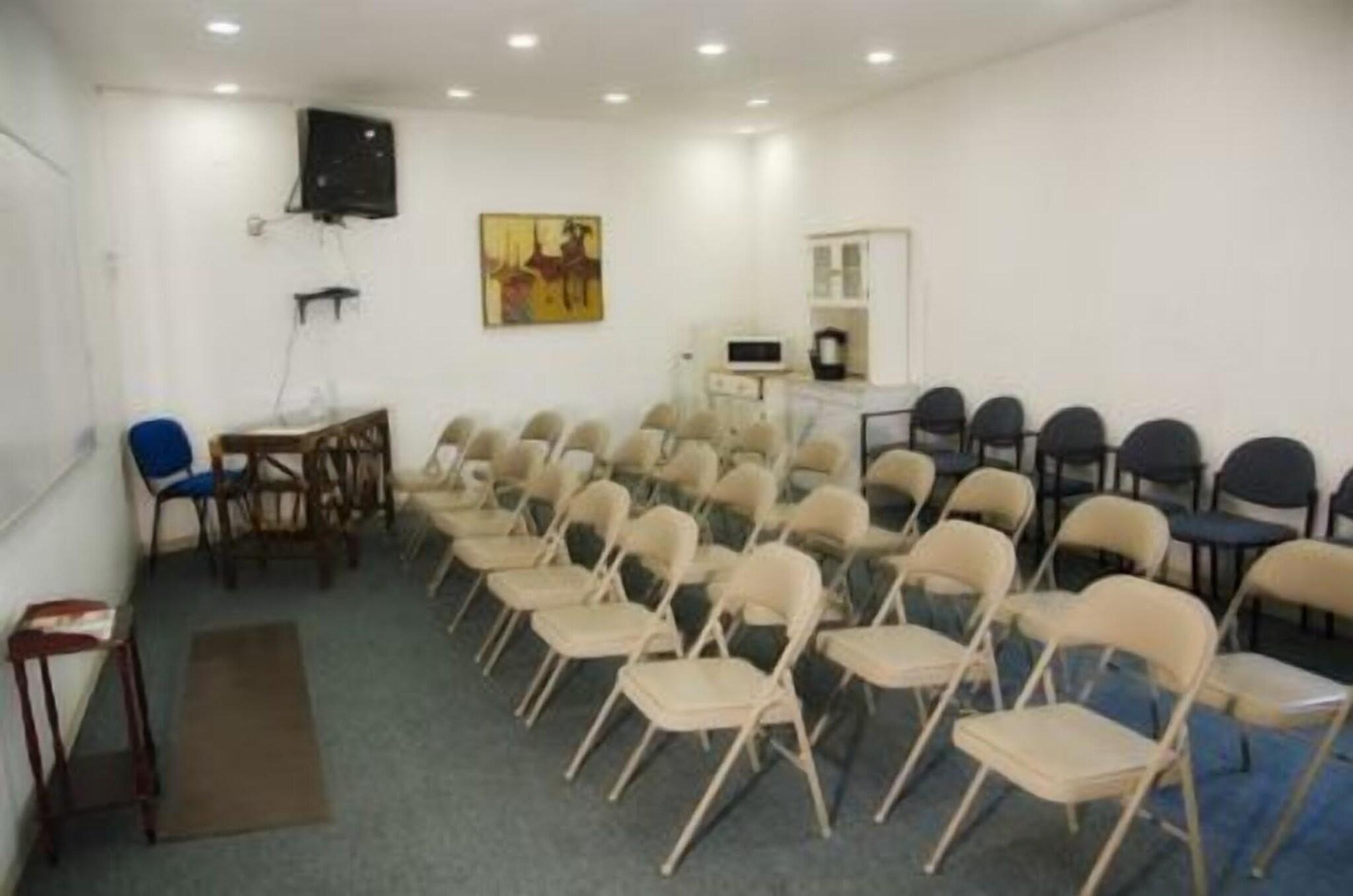 Sala de Reuniones Palmera Suites