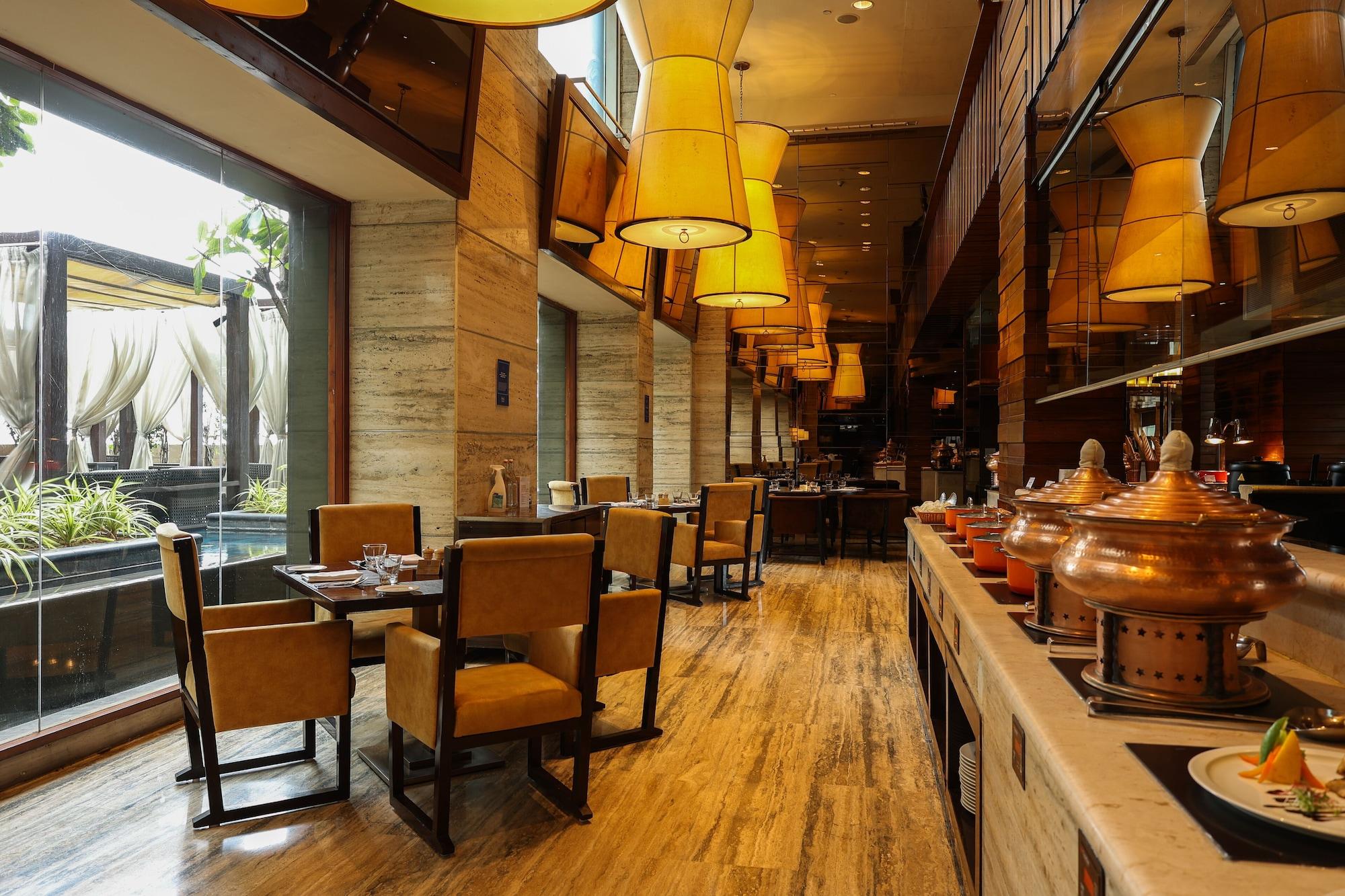 Restaurant Hilton Chennai