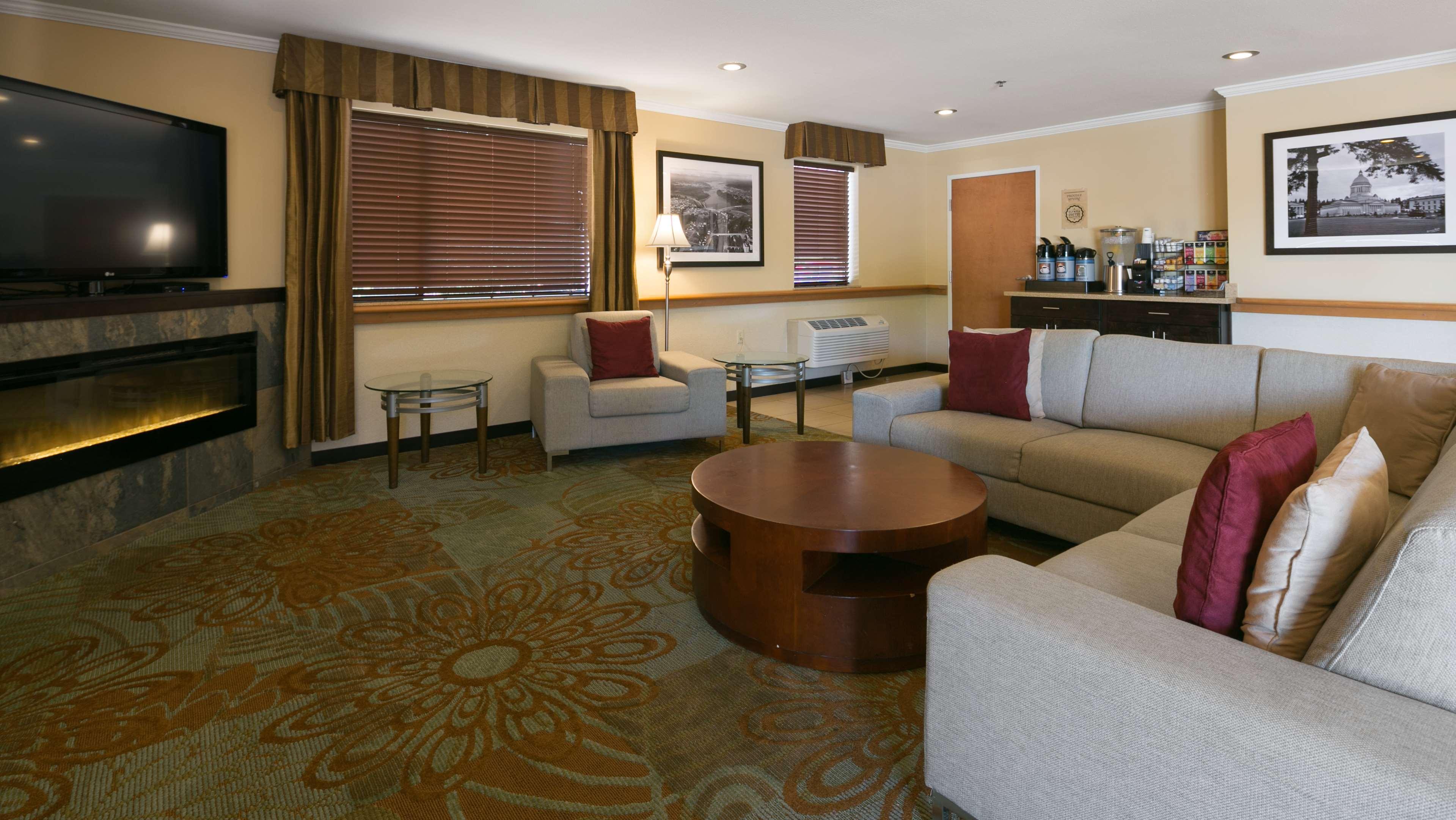 Vista Lobby Best Western Tumwater-Olympia Inn