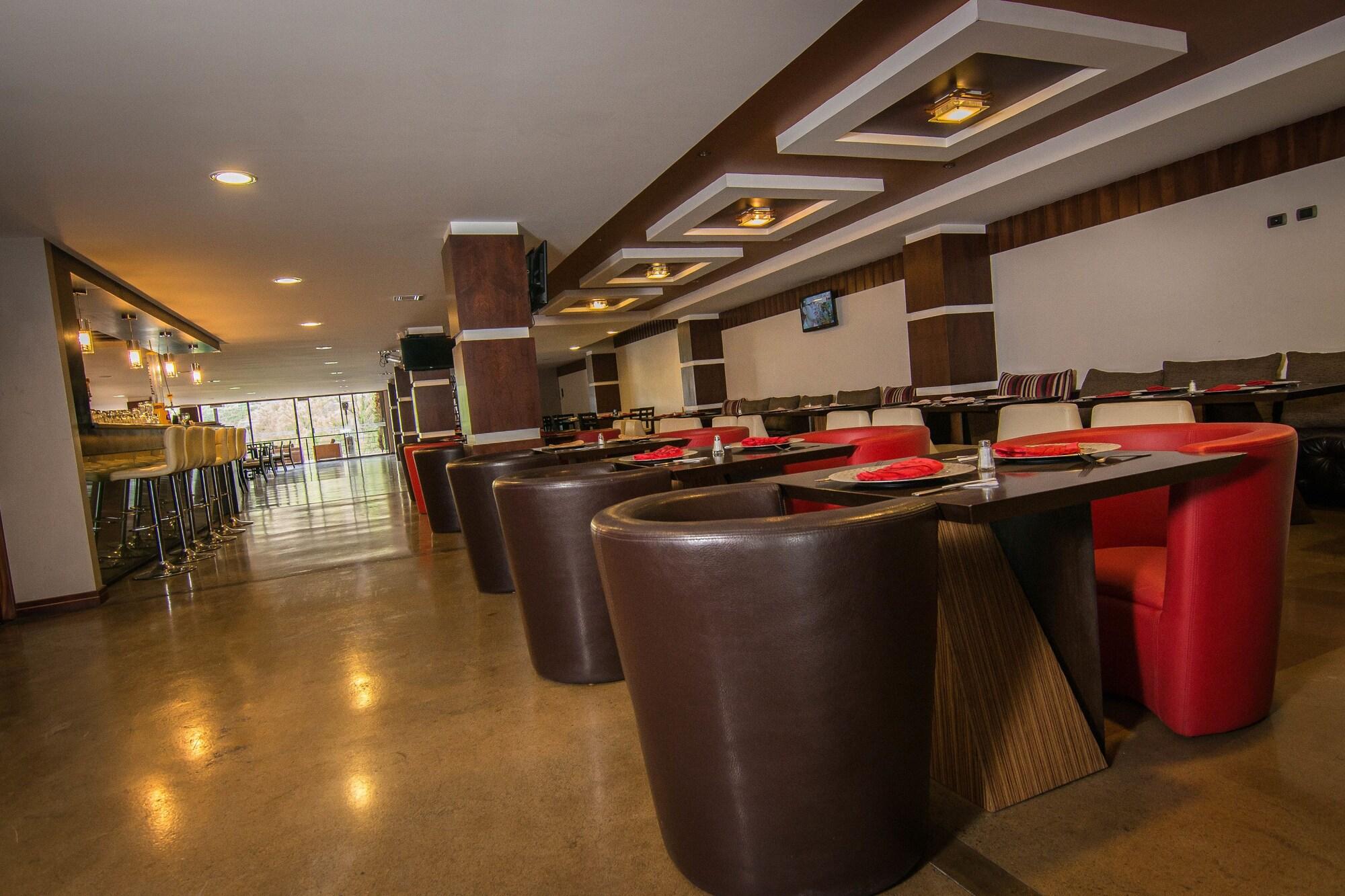 Restaurant Arhaná Hostería Resort