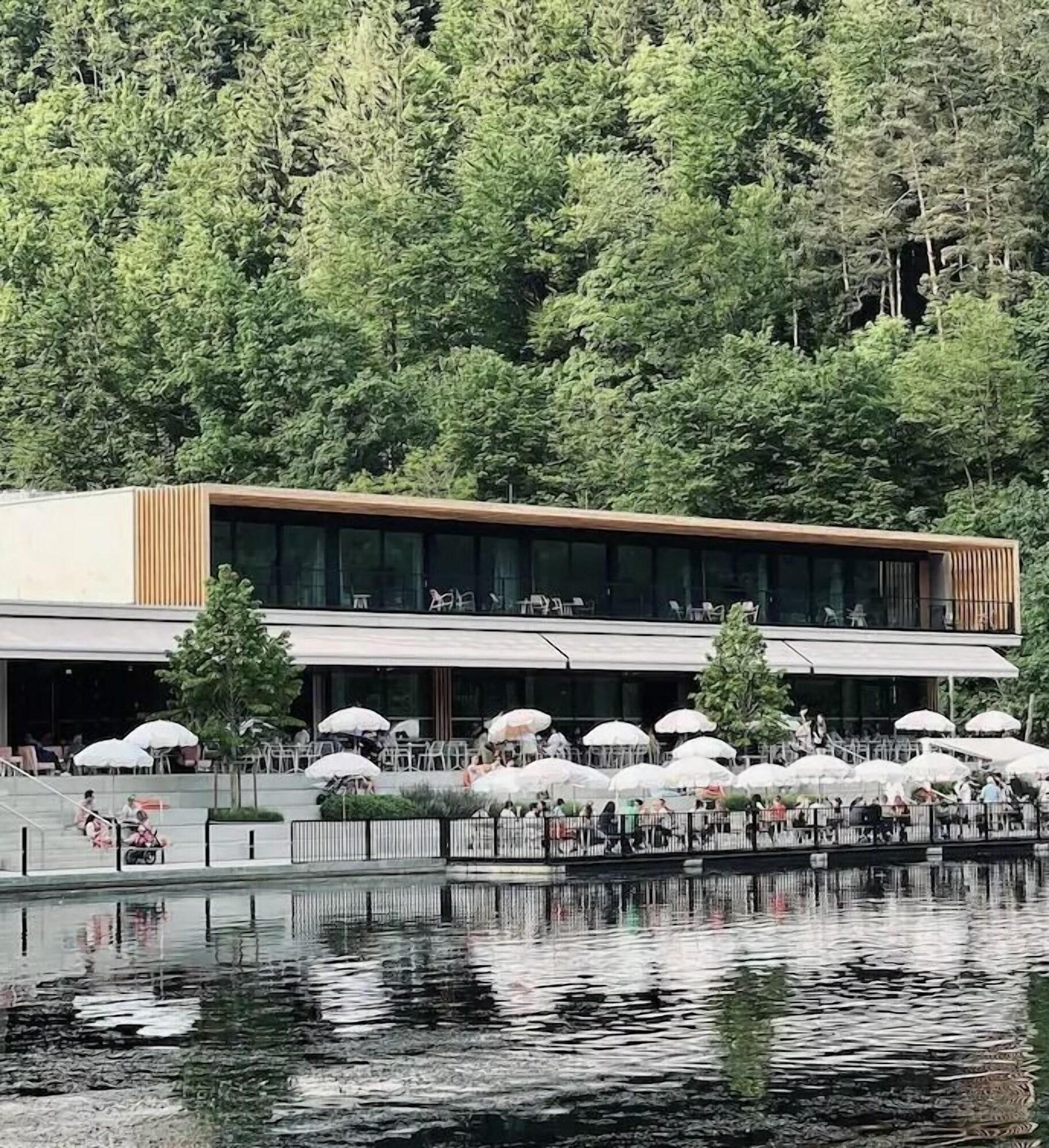 Varios Waldcafe Thalersee