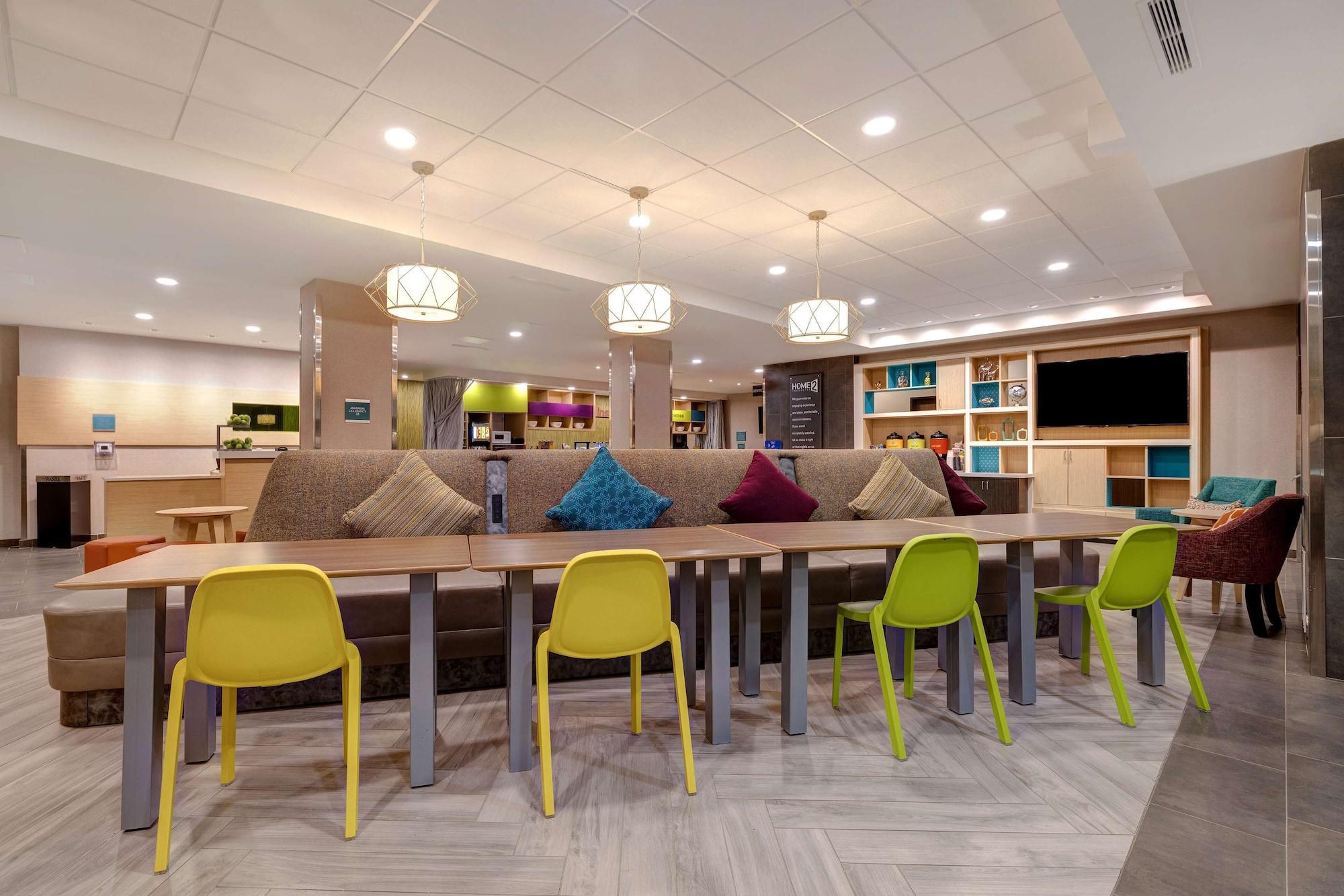 Vista Lobby Home2 Suites by Hilton Bryant, AR