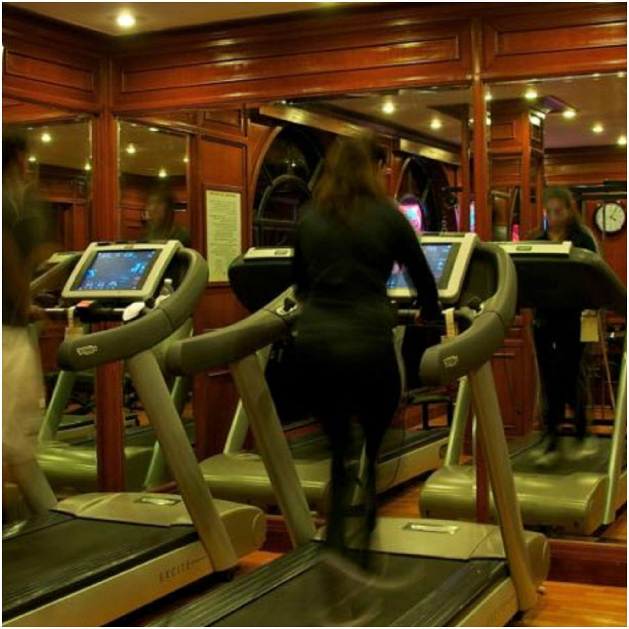 Gimnasio Vivanta Ernakulam, Marine Drive