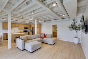 Renta temporal - Dock + Patio! Waterfront Home on Wolf Lake