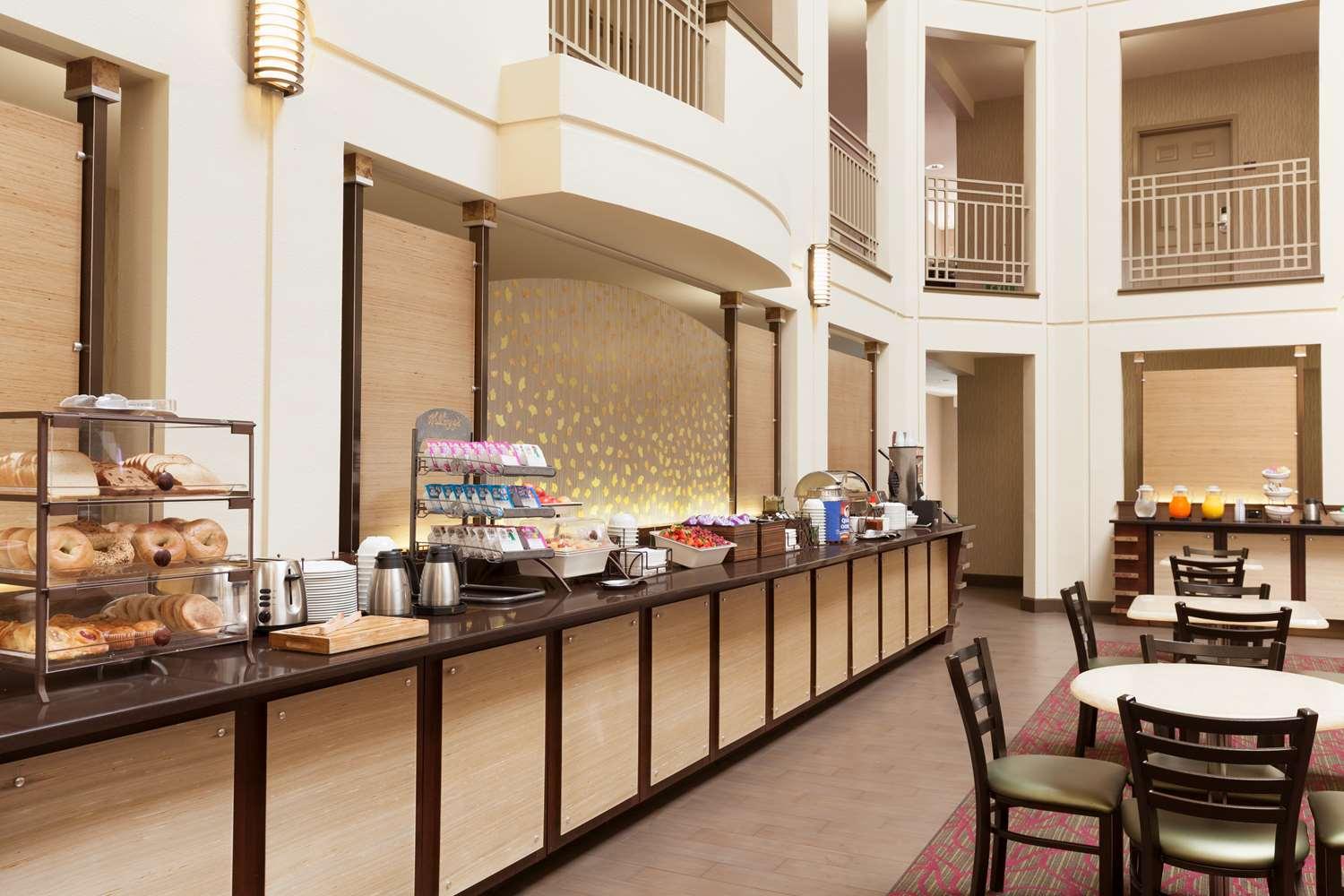 Hotel Country Inn & Suites, San Carlos, CA