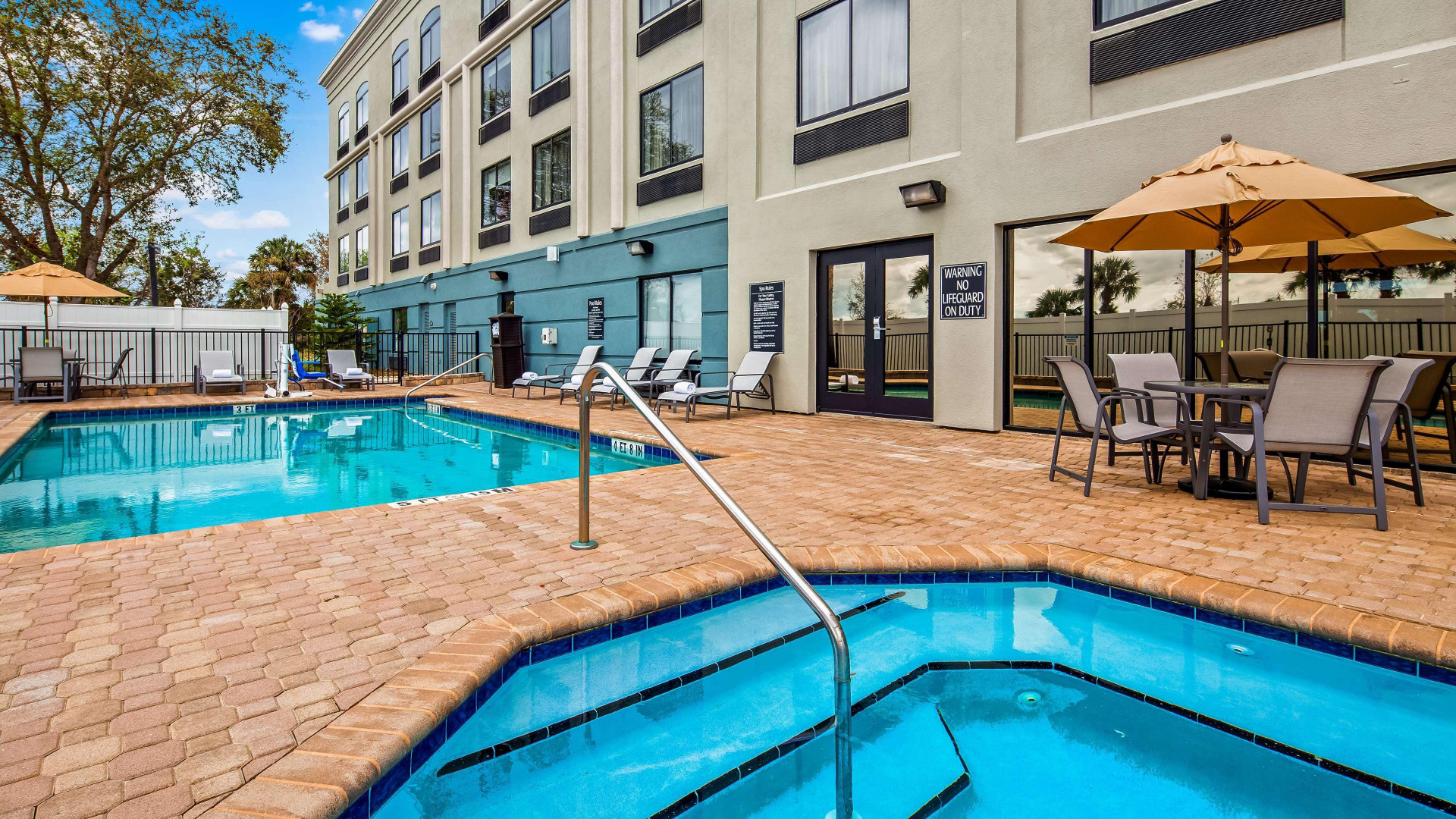 Vista Piscina Best Western Plus St. Augustine I-95