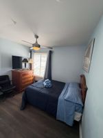 Alquiler Vacacional - Cozy 3-b/r house in Bowie with AC, WiFi, car port & Street park,Near 6 flags/DC