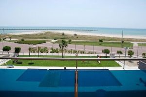 Alquiler Temporario - Frontline penthouse with pool & parking and incredible views on quiet beach