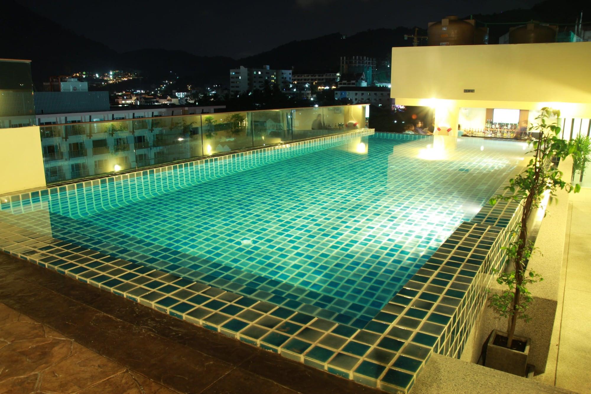 Vista Piscina Hemingways Silk Hotel