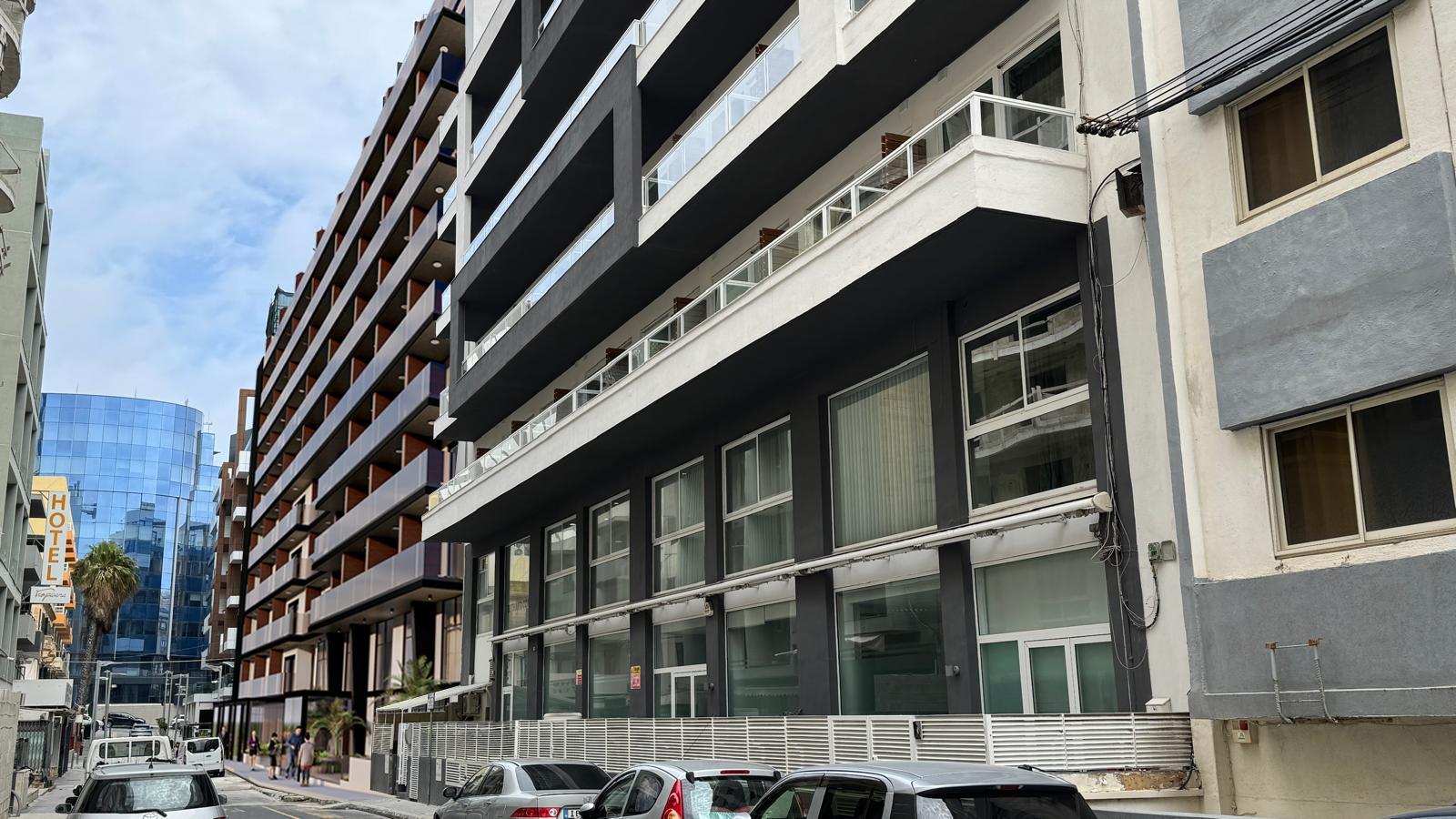 Vista Exterior Aste Hotel