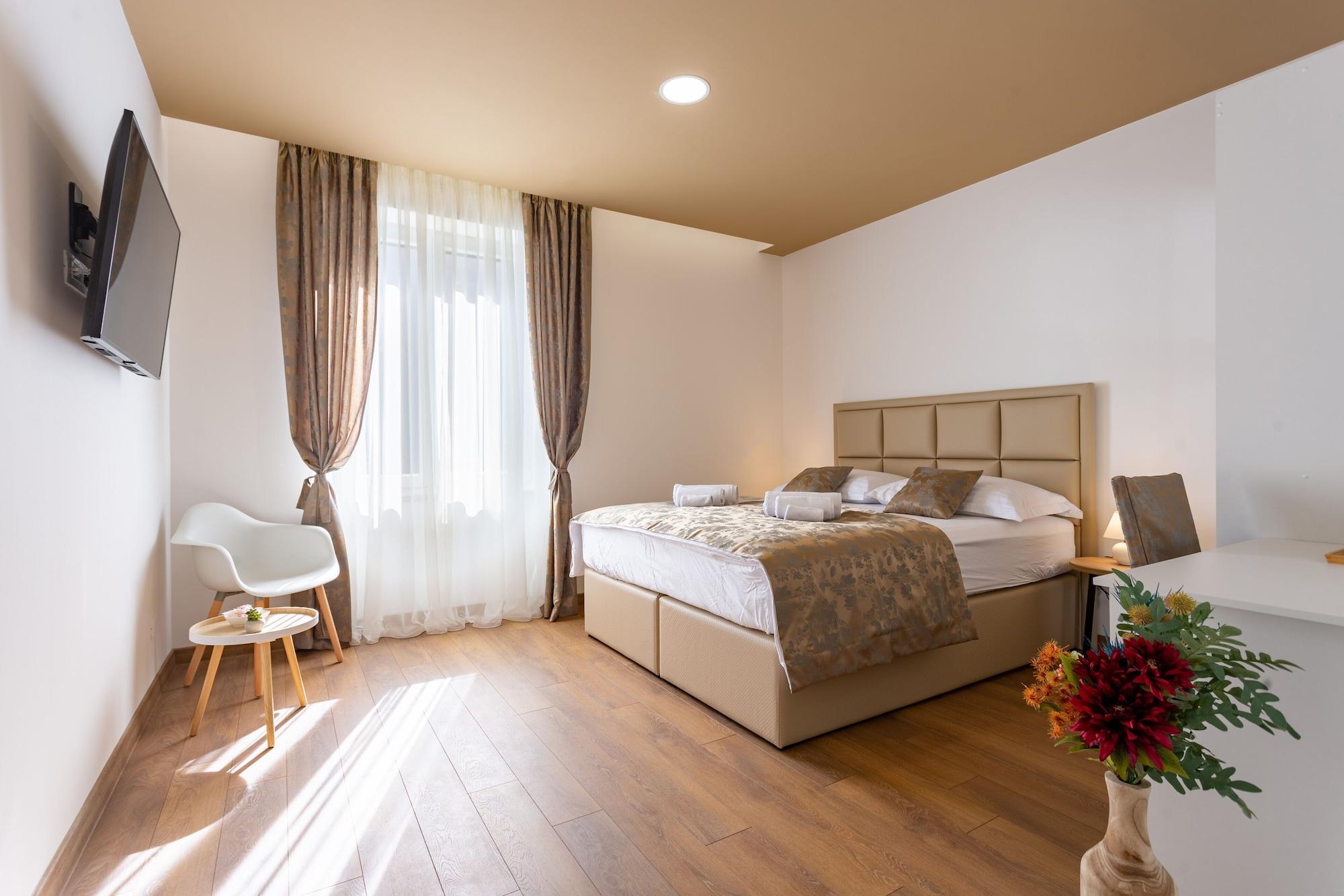 Varios Luxury Rooms Fetivi