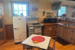 Alquiler Vacacional - Bartel’s Beach Retreat– on Rock Lake, 30 Min. from Madison