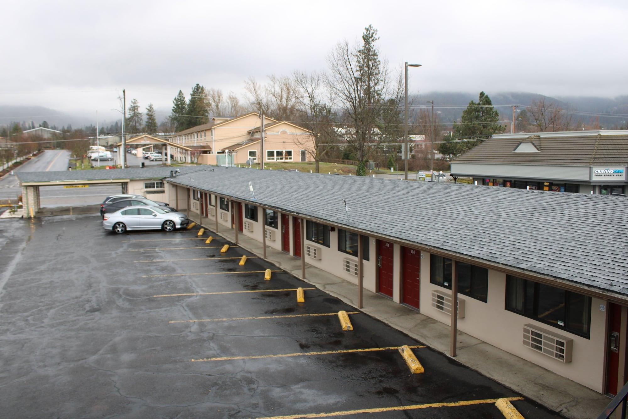 Vista Exterior Scottish Inn