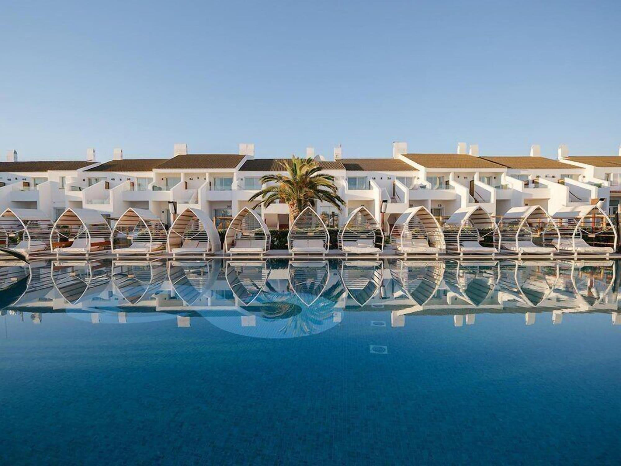Vista Piscina Lago Resort Menorca Casas del Lago - Adults Only
