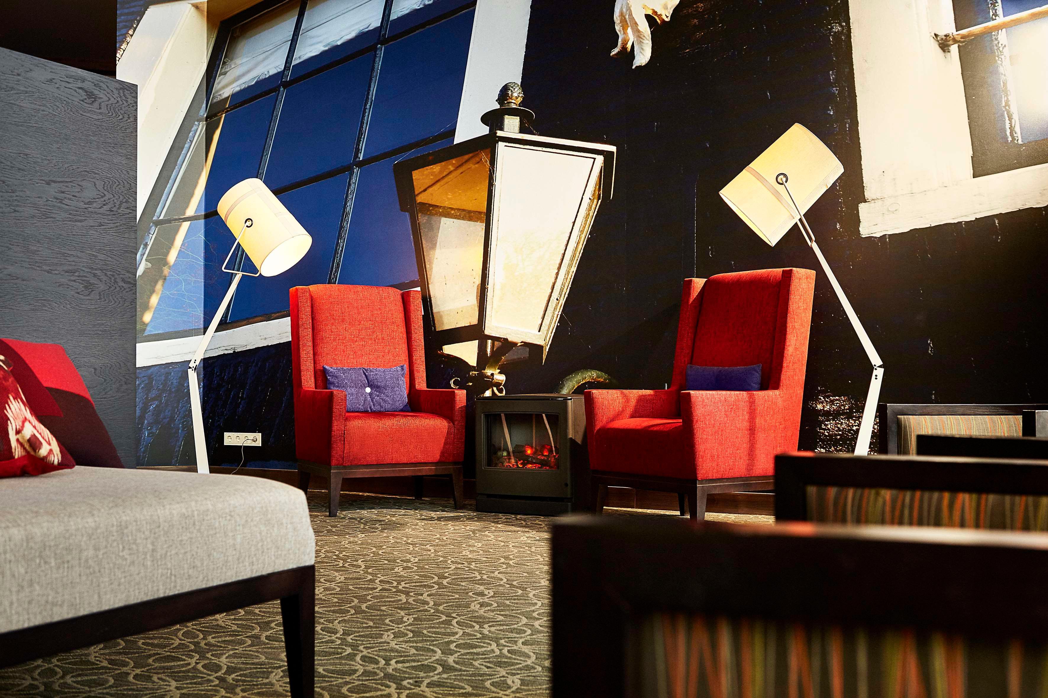 Vista Lobby Hyatt Place Amsterdam Airport