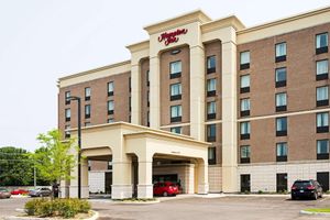 Alojamiento - Hampton Inn by Hilton Ottawa Airport, ON, CN