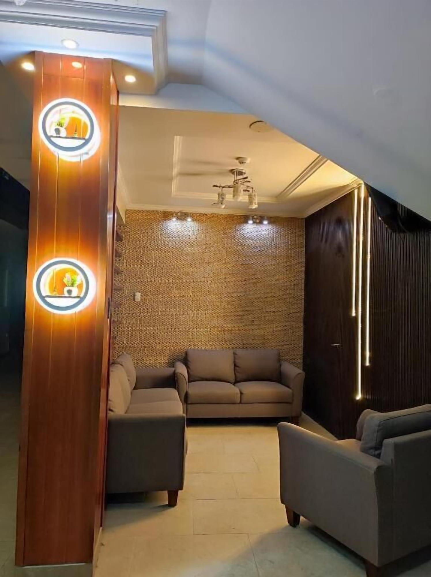 Vista Lobby Hotel Villonaco