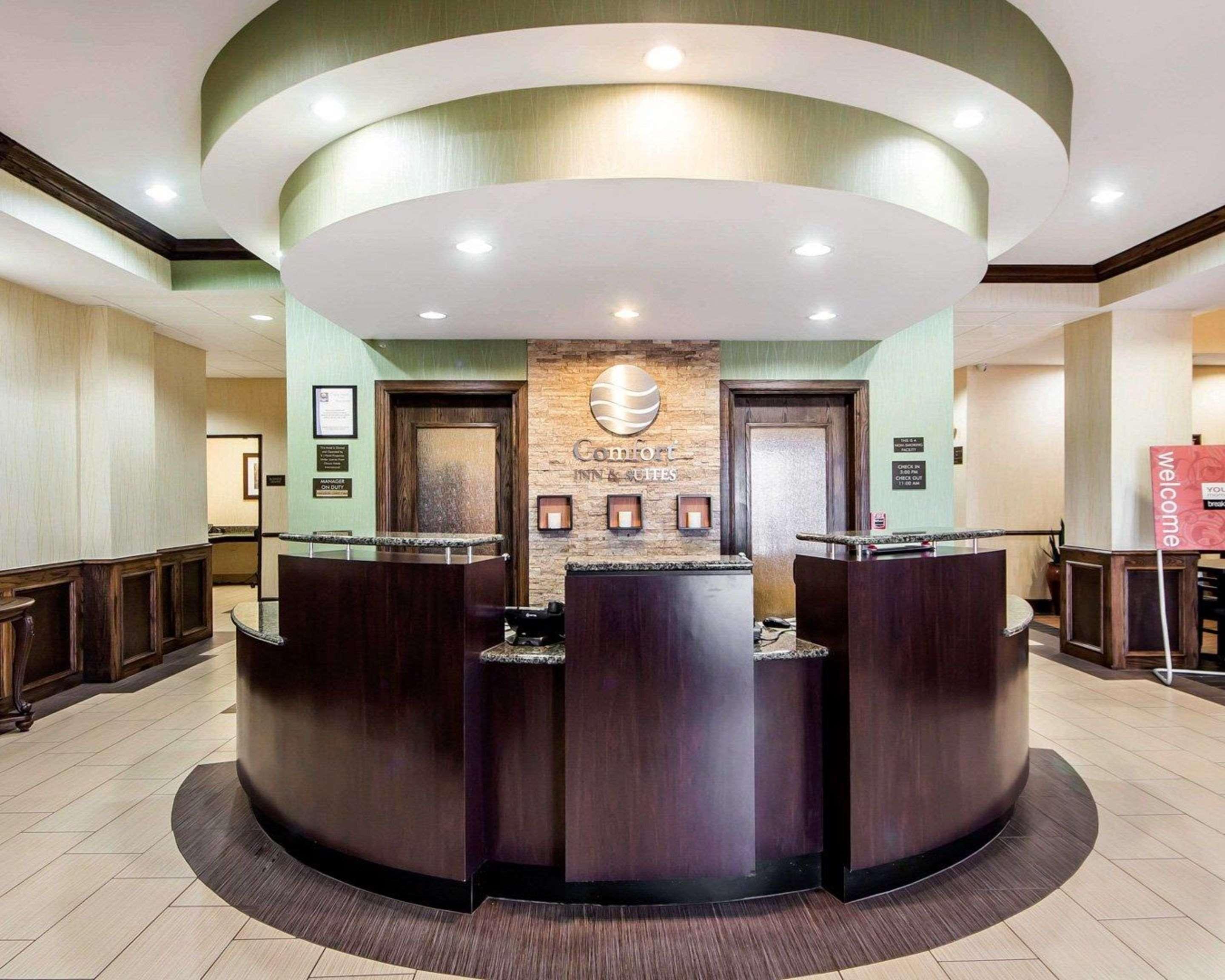 Vista Lobby Comfort Inn & Suites Alva