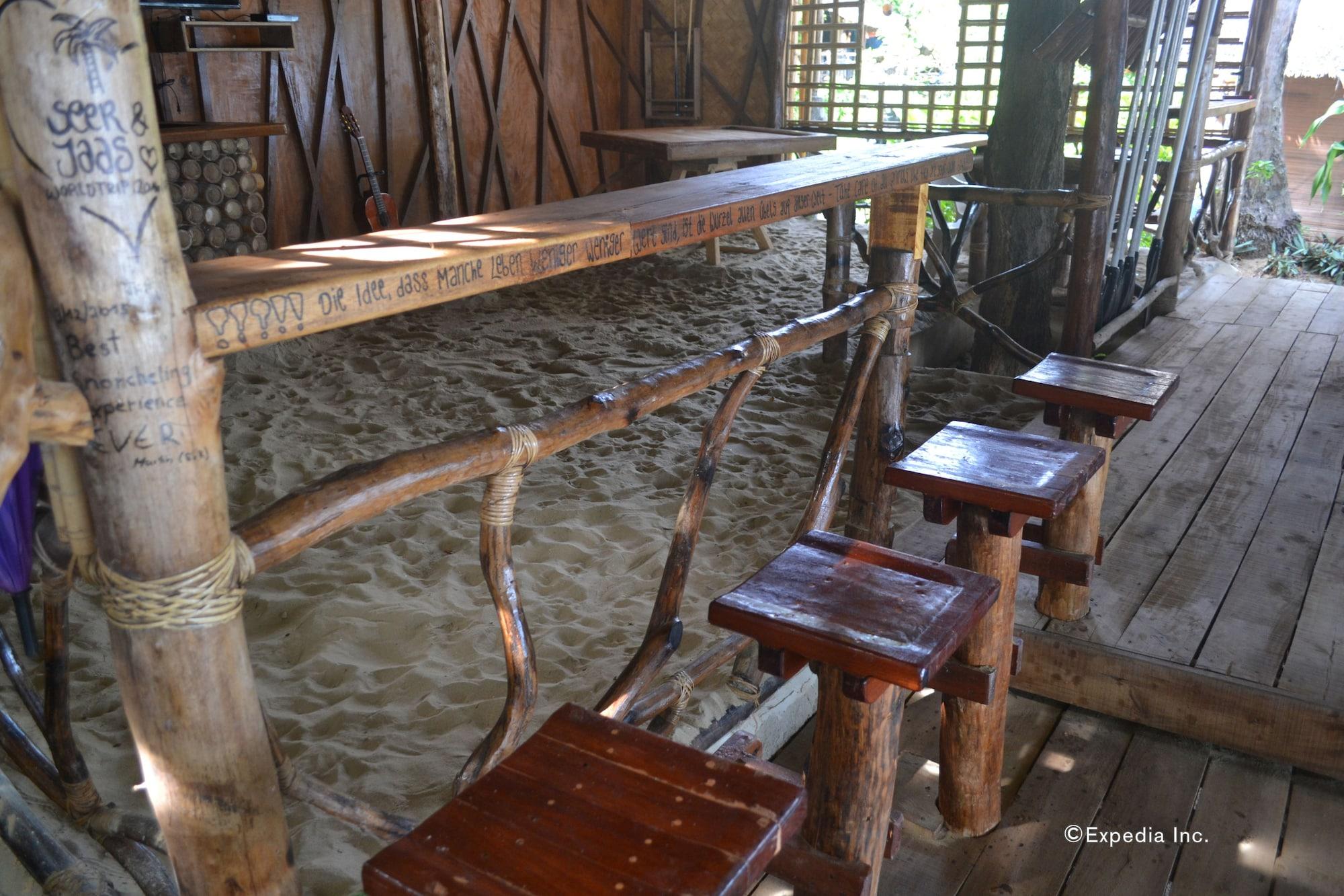 Restaurant Tapik Beach Park Guest House