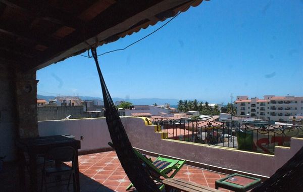 Hostel Enjoy Vallarta 19 - Hoteles en Centro de Puerto Vallarta