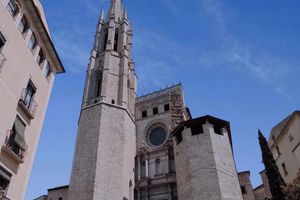 Actividad - Entrada al Episcopal Girona: Museo de Arte de Girona, Basílica de Sant Féliu y Catedral