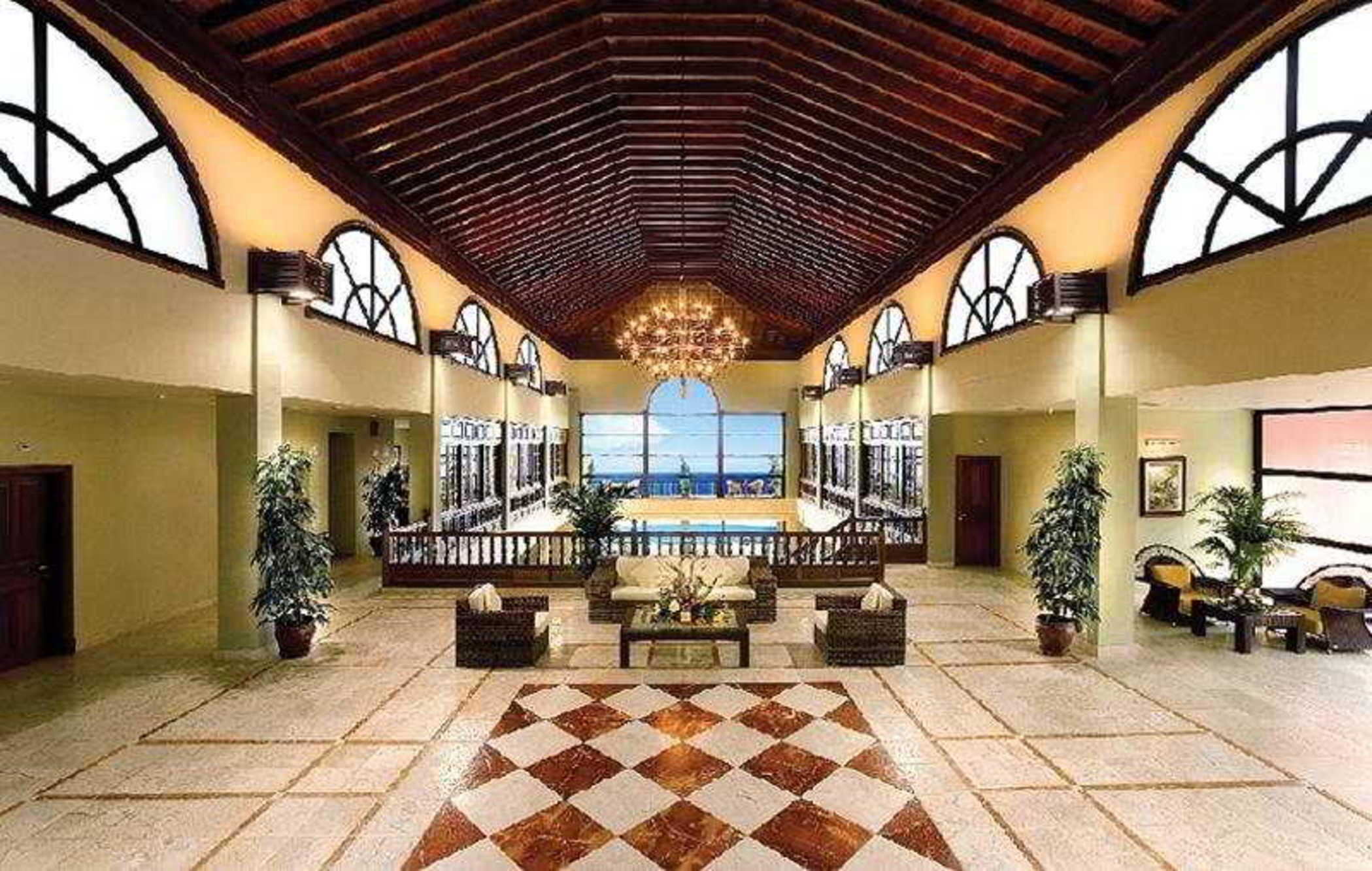 Vista Lobby Las Olas