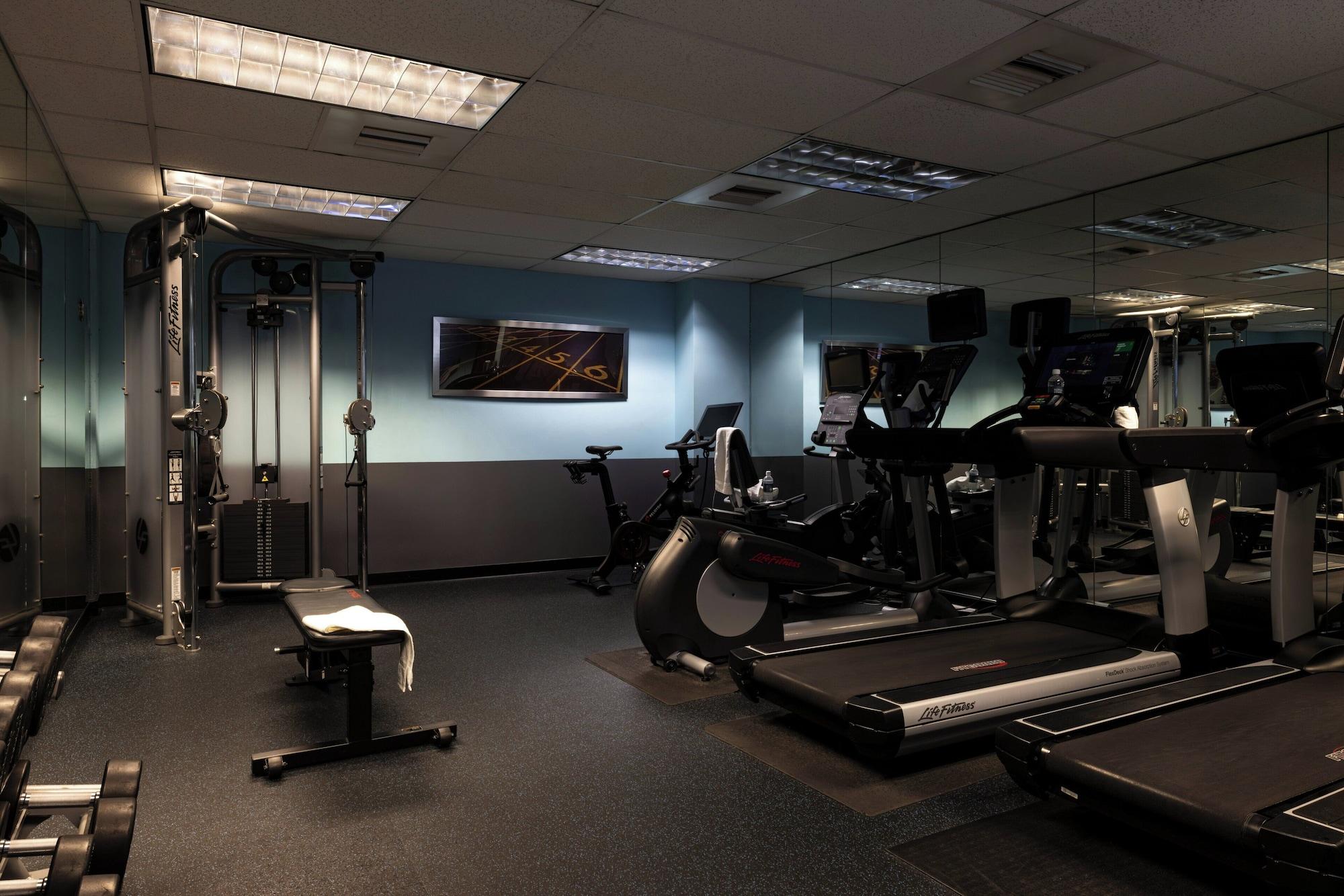 Gimnasio Club Quarters Hotel in San Francisco