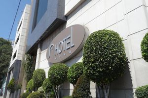 Alojamiento - Hotel Bonn