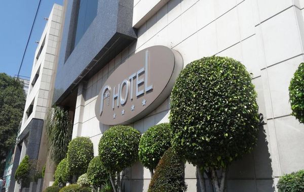 Hotel Bonn - Hoteles cerca de World Trade Center en Ciudad de México