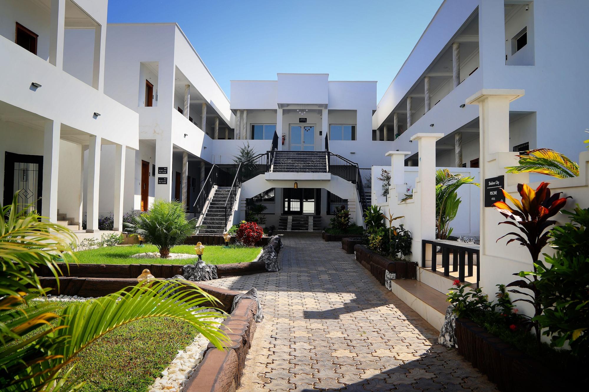 Varios Shalom City Hotel