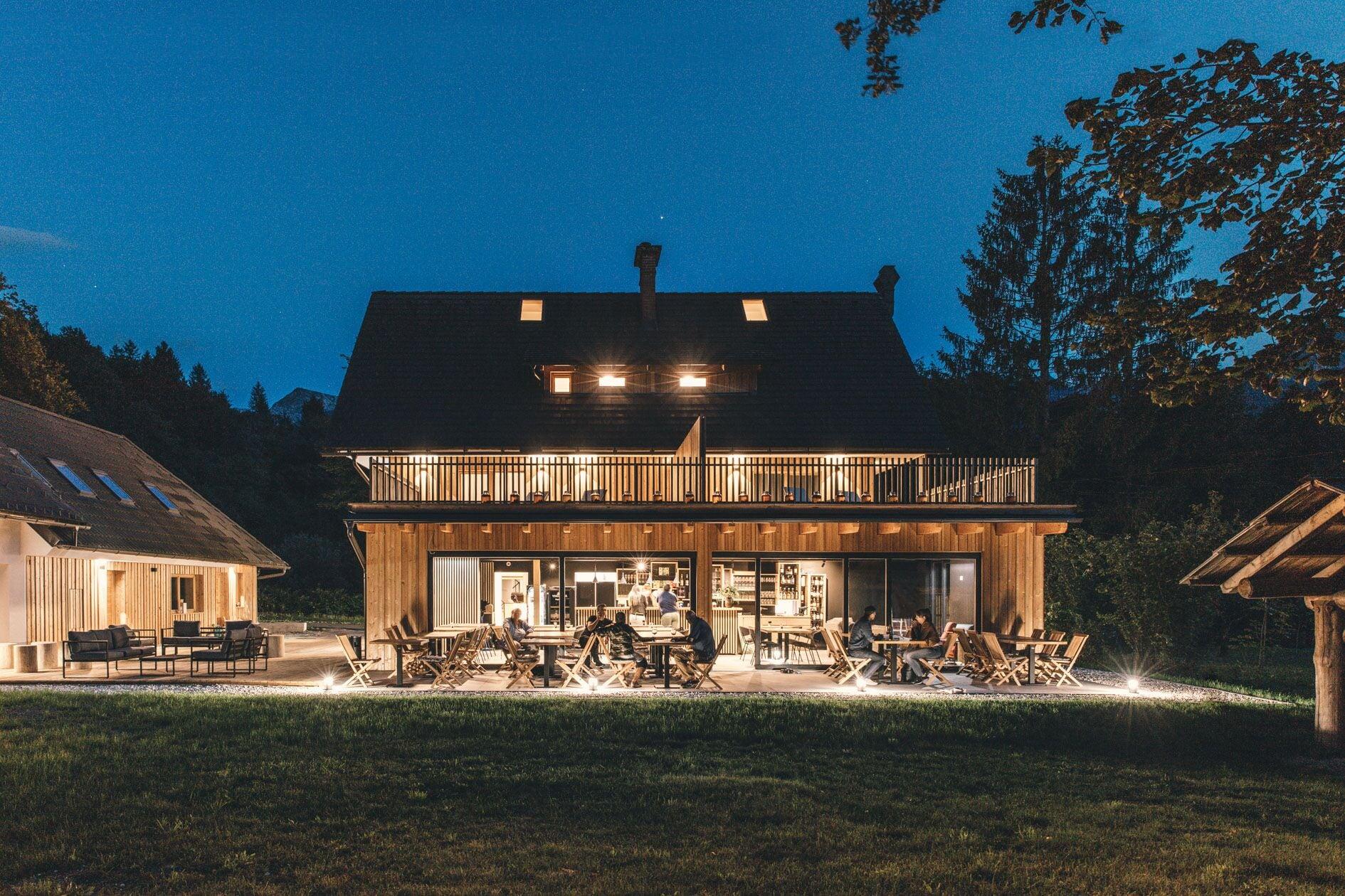 Varios Hotel Majer'ca